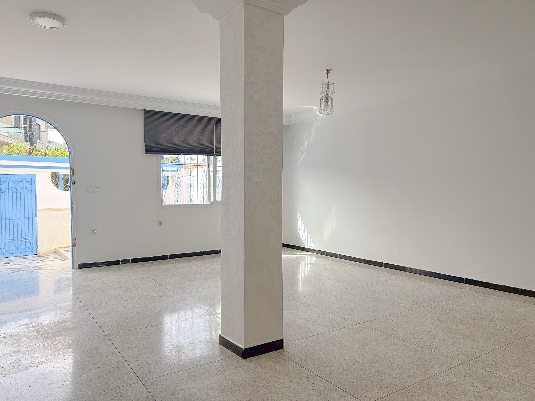 Maison 4 chambres idéalement situé à Dar Bouazza — 2