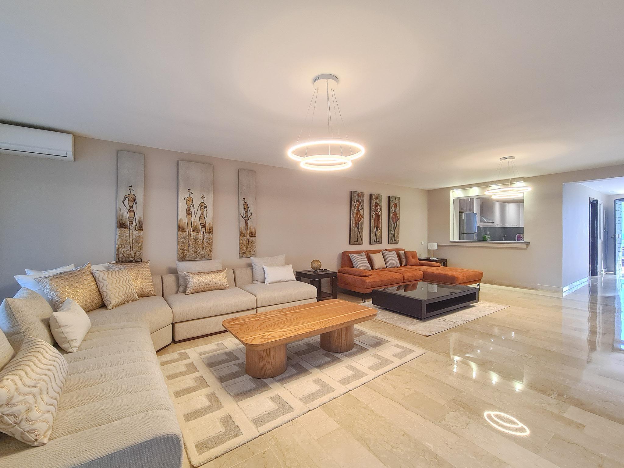 Villa entièrement rénovée en résidence sécurisée