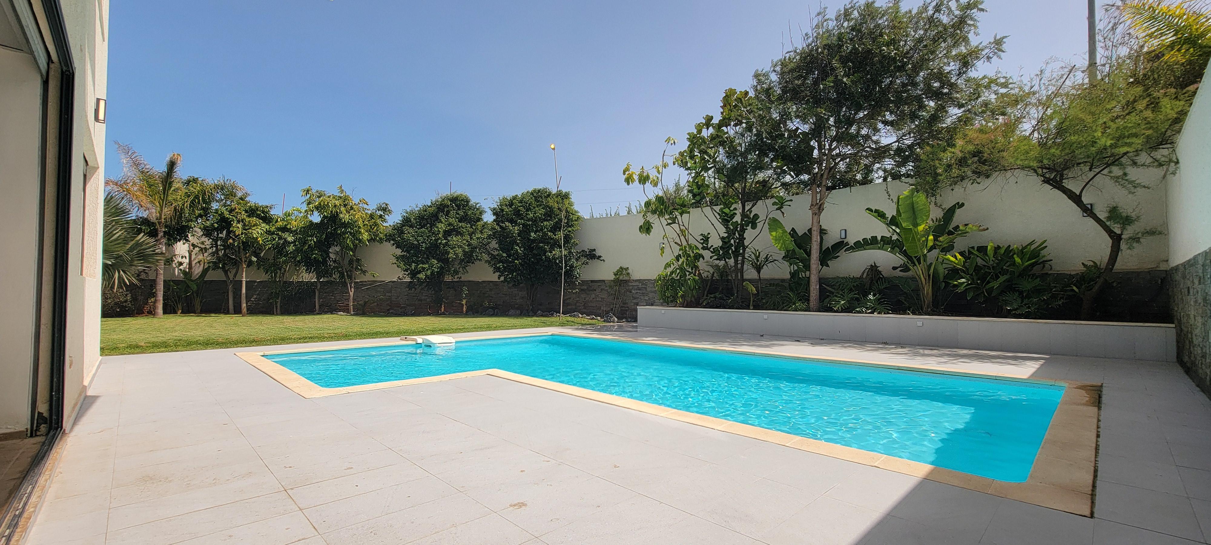 Villa haut standing 4 chambres piscine — 2