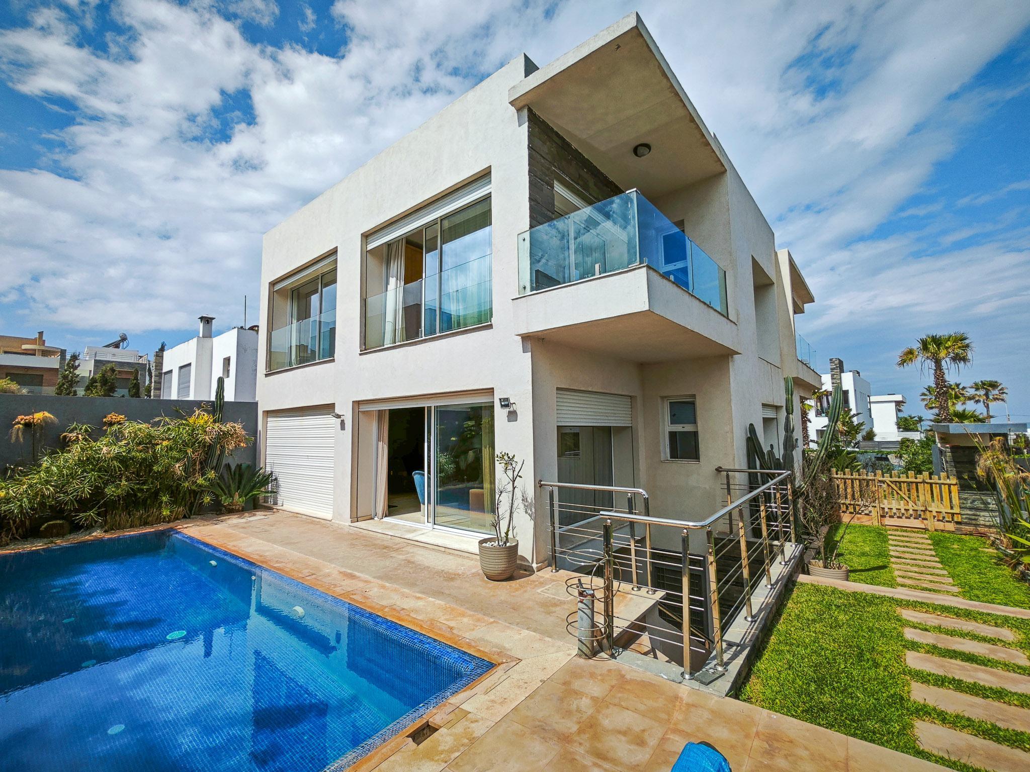 Villa vue sur mer 3 chambres Piscine jardin hammam