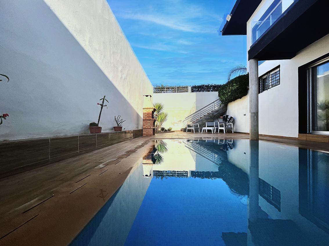 Villa 4 chambres, jardin et piscine