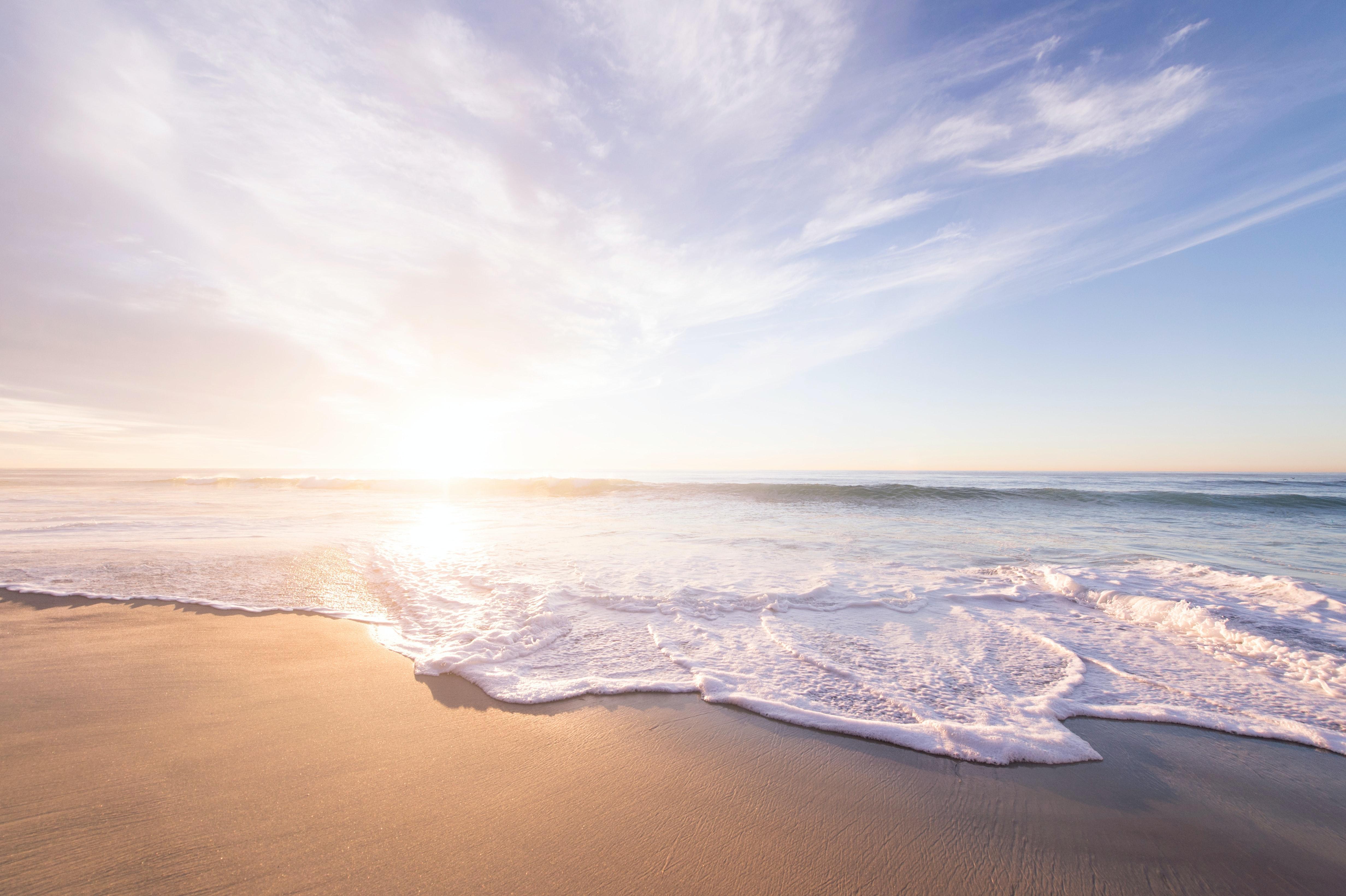 Villa pied dans l'eau, avec piscine