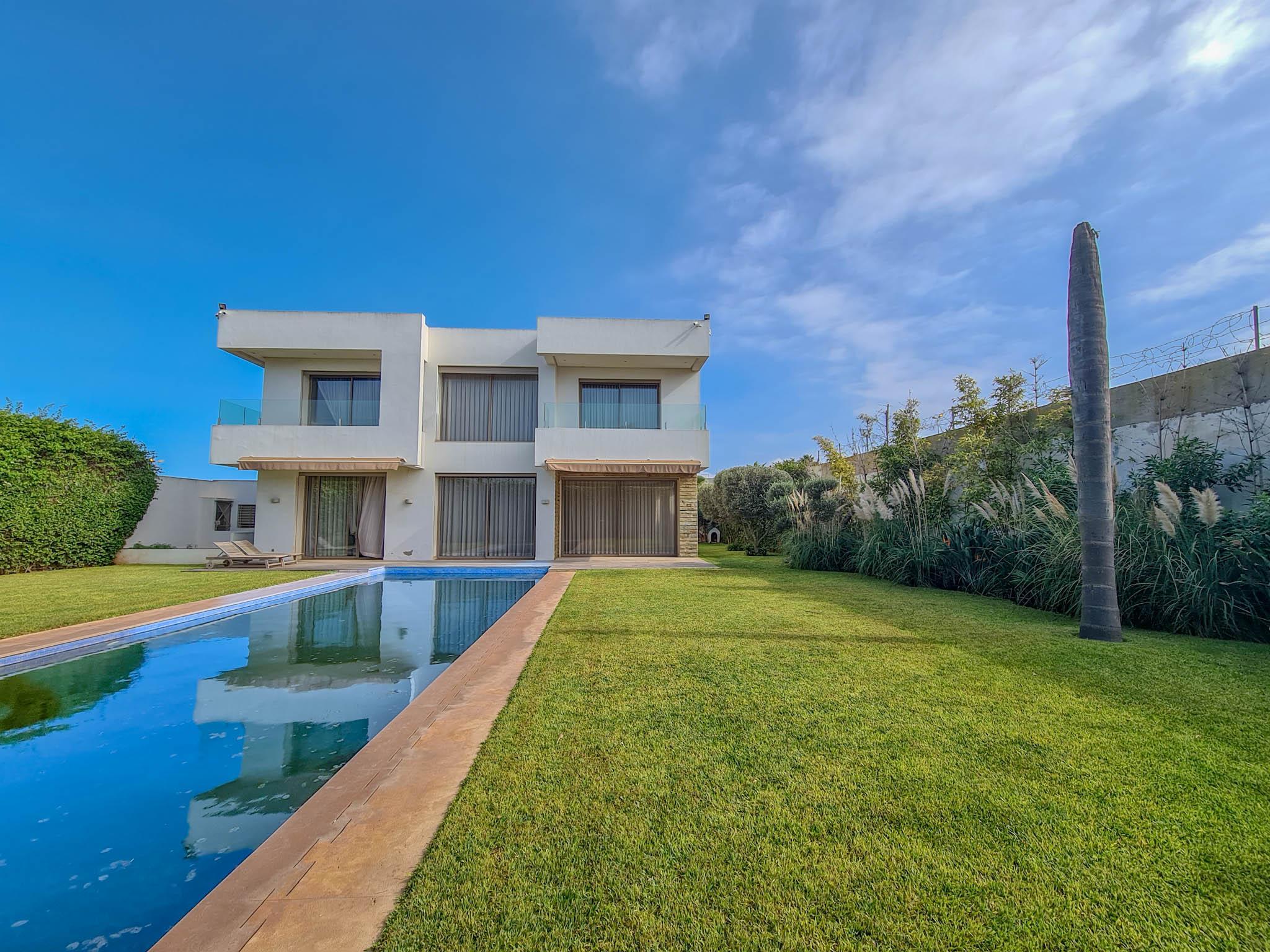 Villa de luxe en location meublée ou vide — 4