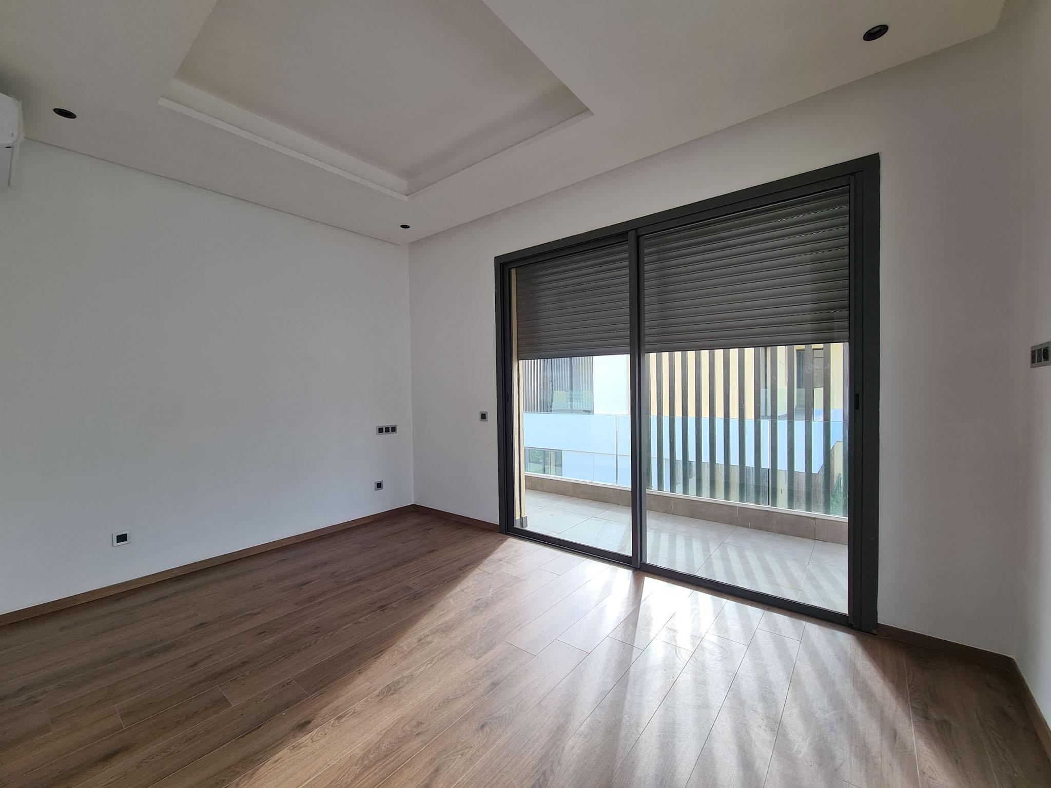 Villa Neuve en résidence sécurisée — 5