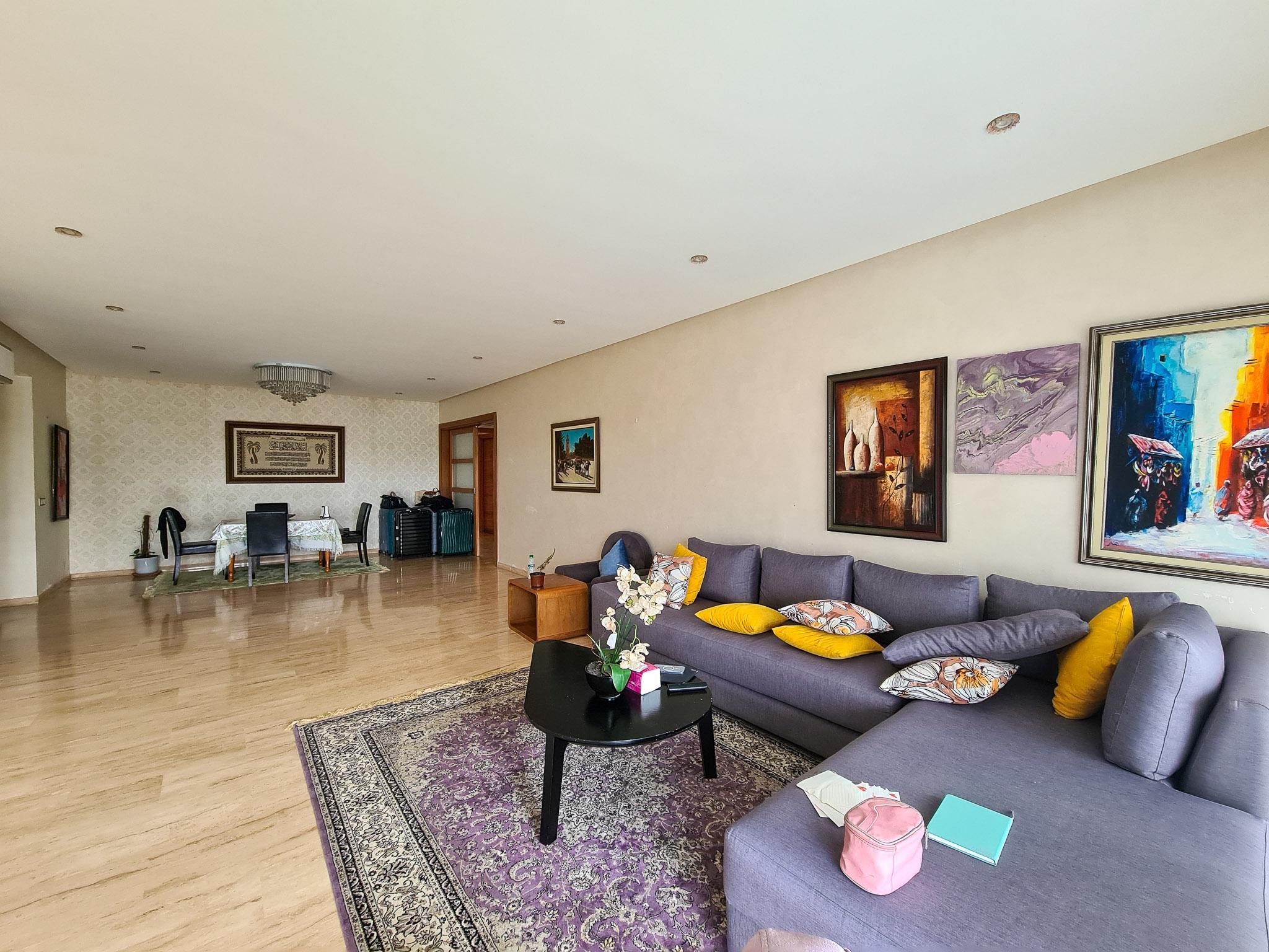 Spacieux Appartement 3 chambres avec grande terrasse
