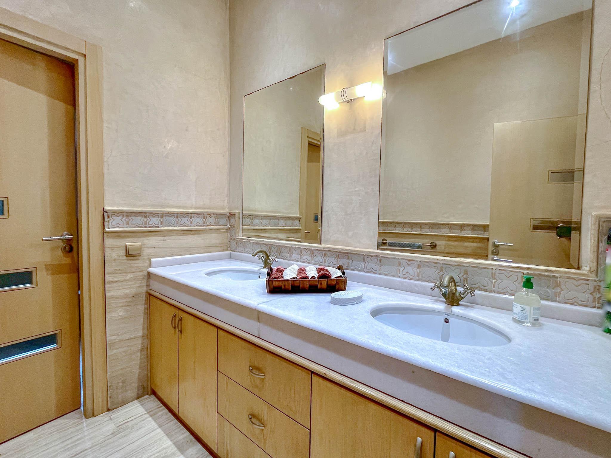 Villa 650 m² à Dar Bouazza — 8
