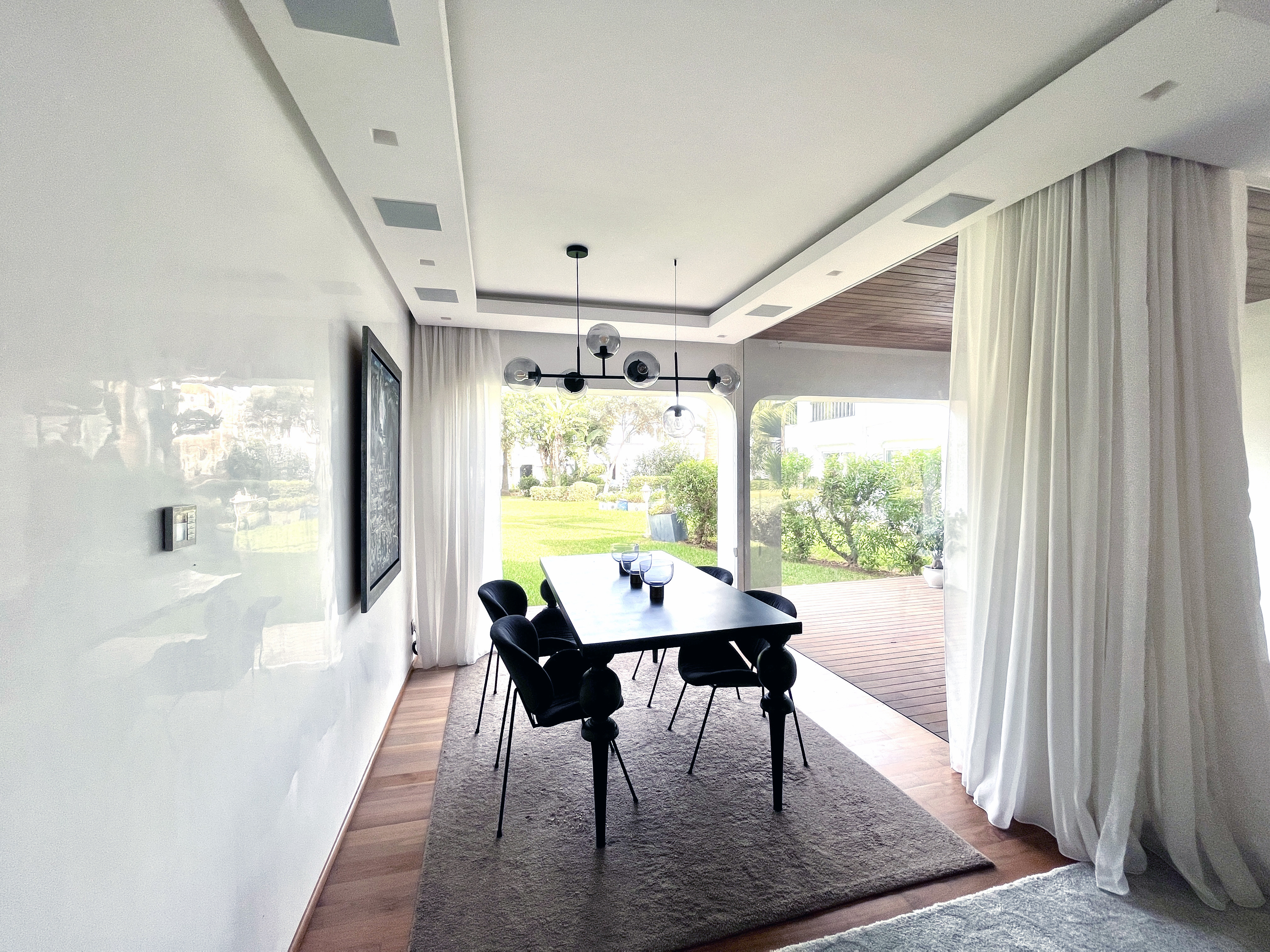 Villa 3 chambres en résidence sécurisée. — 2