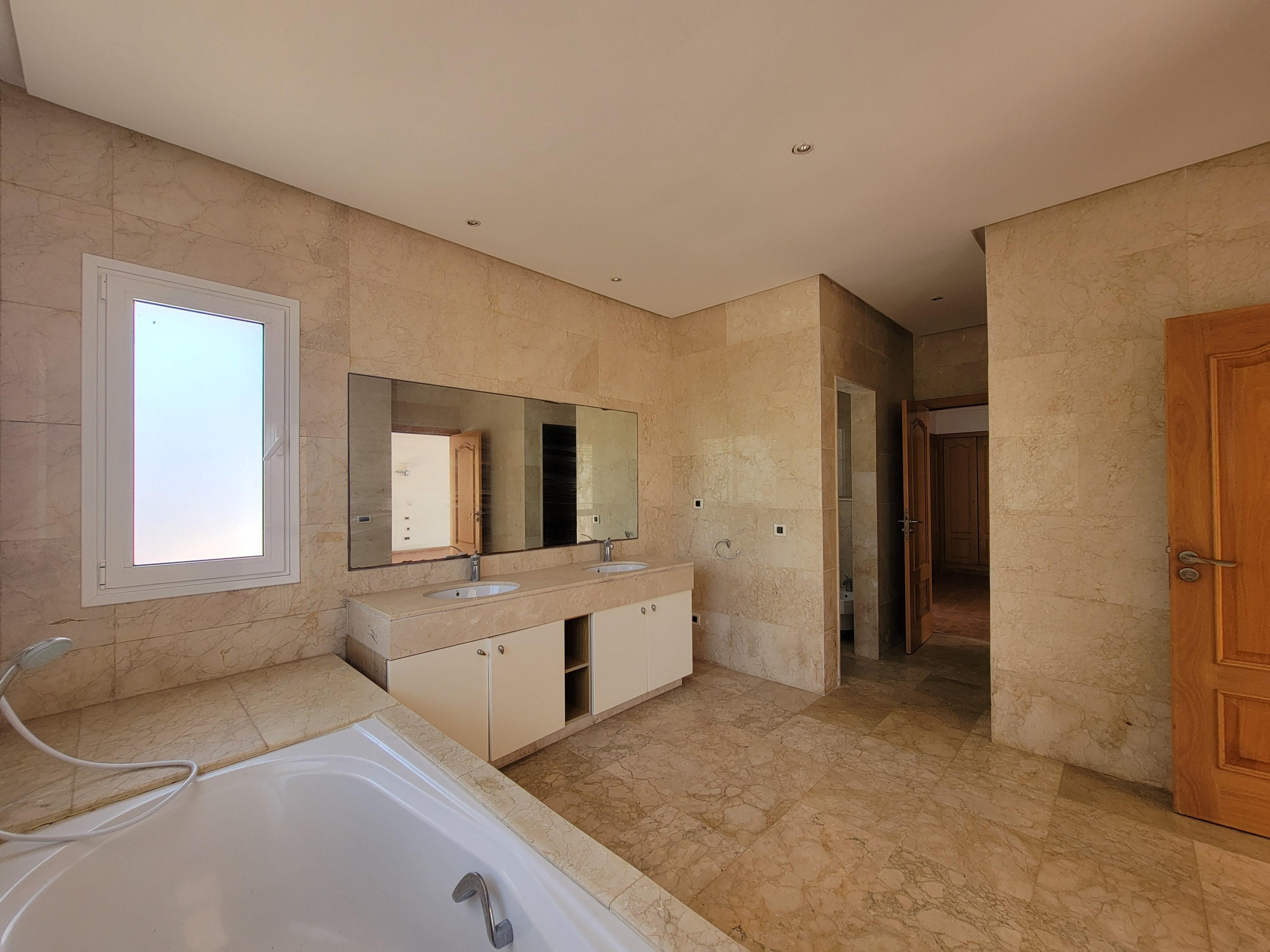 Villa 550 m² f Dar Bouazza — 9