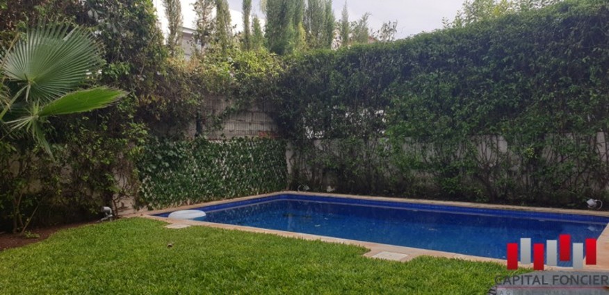 Villa 4 chambres meublée avec piscine. — 2