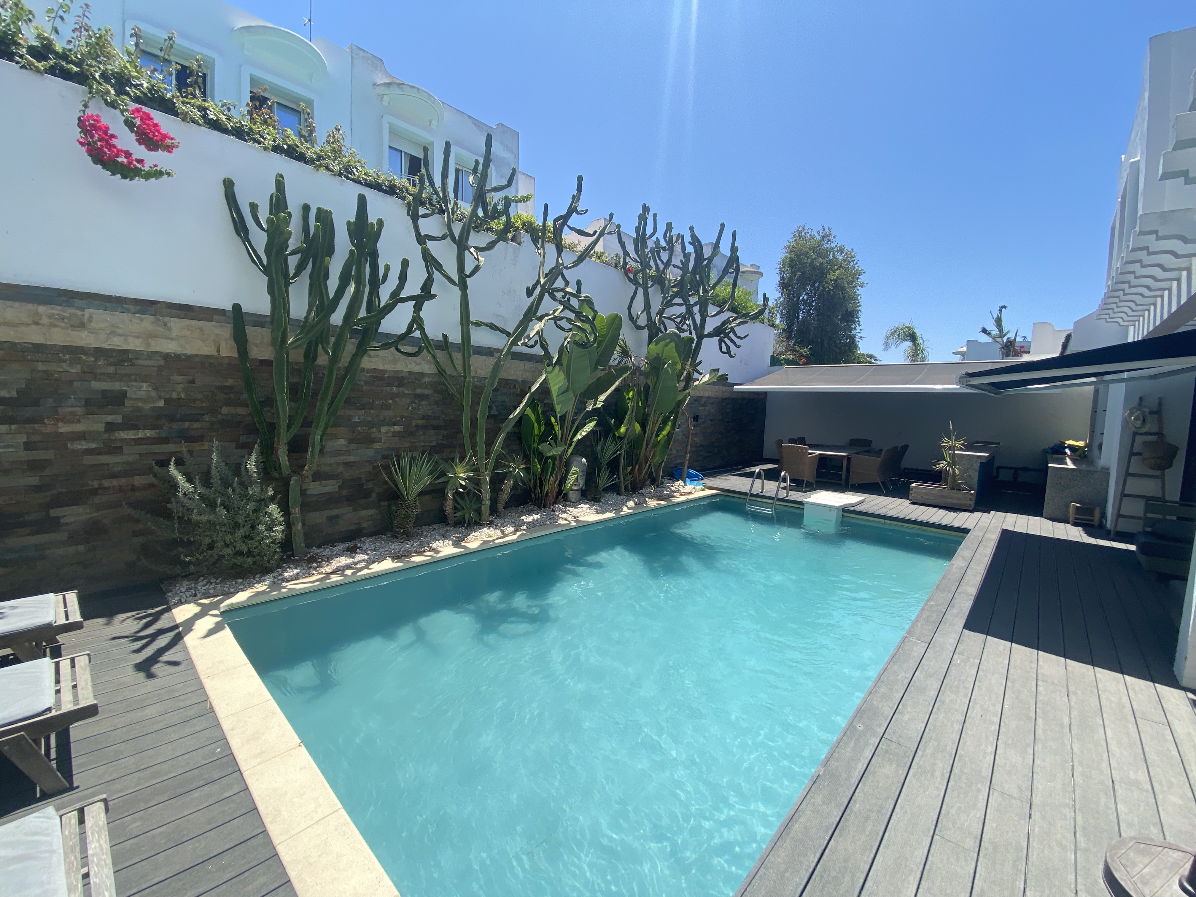 Villa moderne avec piscine à vendre. — 4