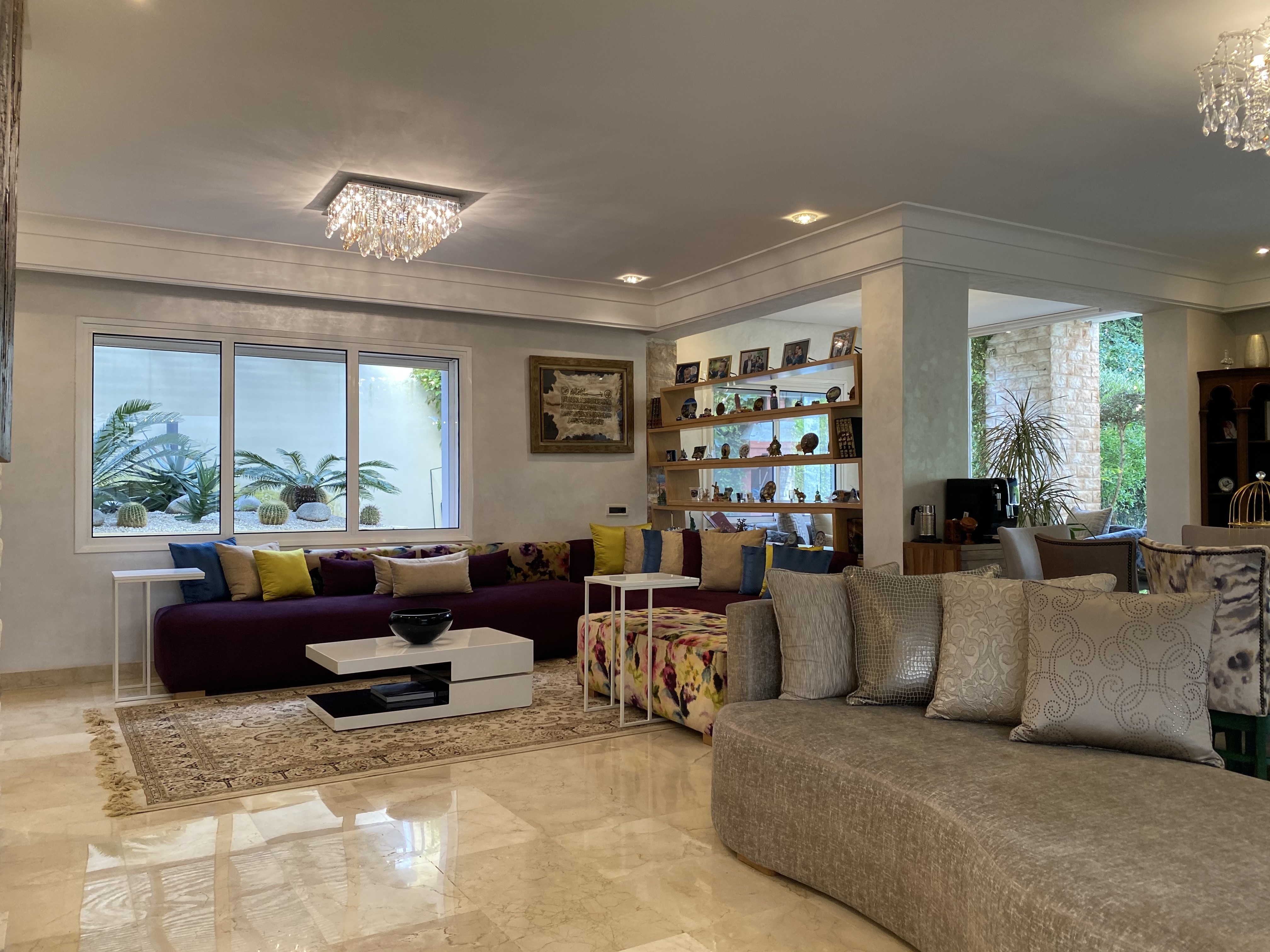 Magnifique Villa Rénovée avec Beau Jardin — 2