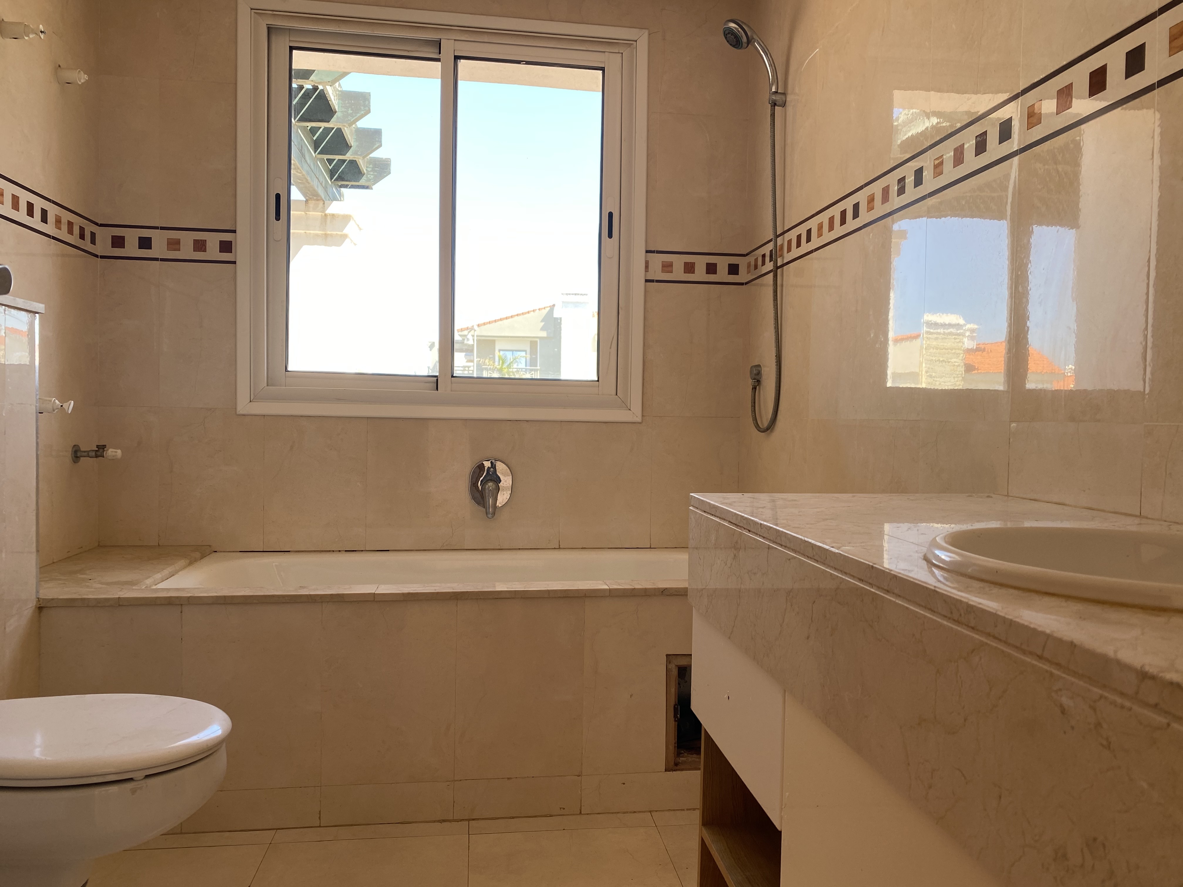 Villa 700 m² à Dar Bouazza — 9