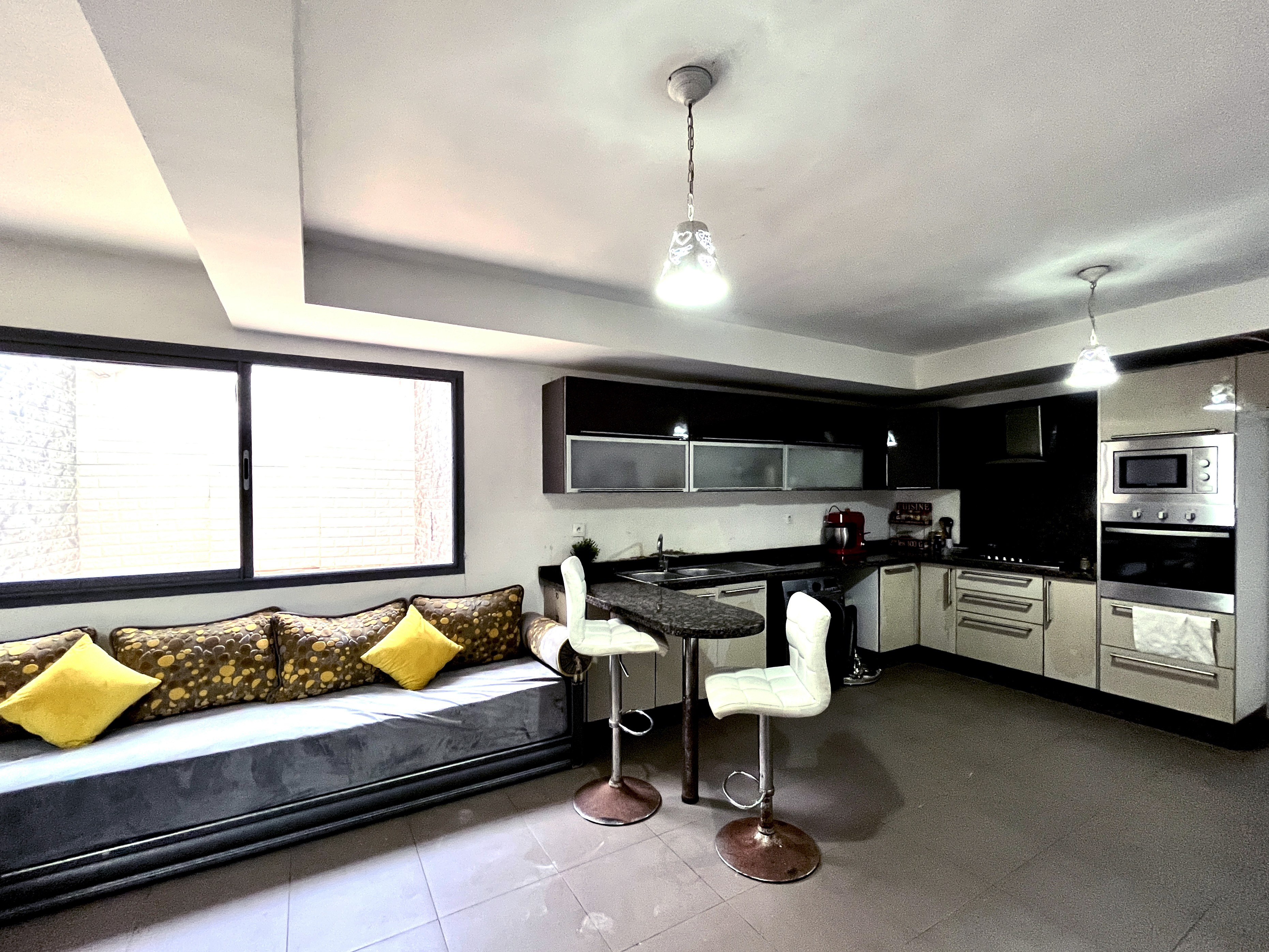 Villa moderne en résidence sécurisée. — 2