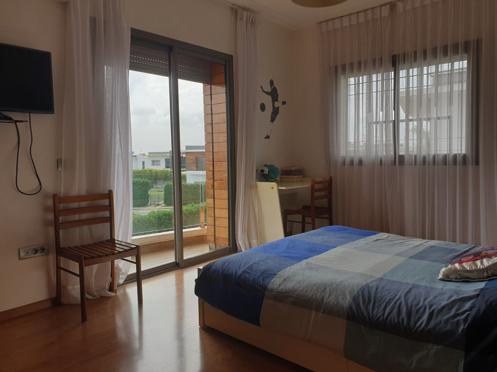 DAR BOUAZZA - Spacieuse villa mitoyenne meublée — 3