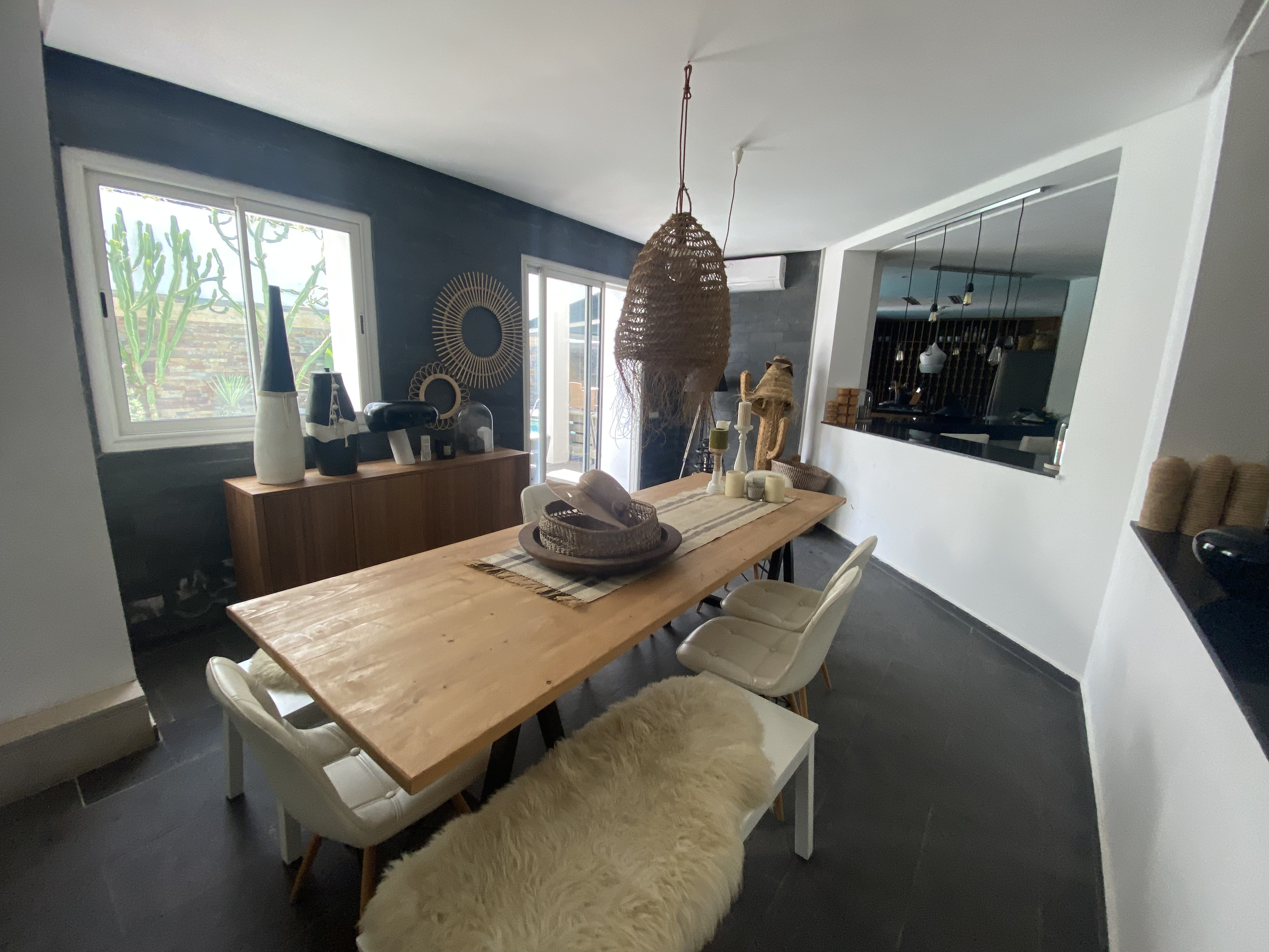 Villa moderne avec piscine à vendre. — 3