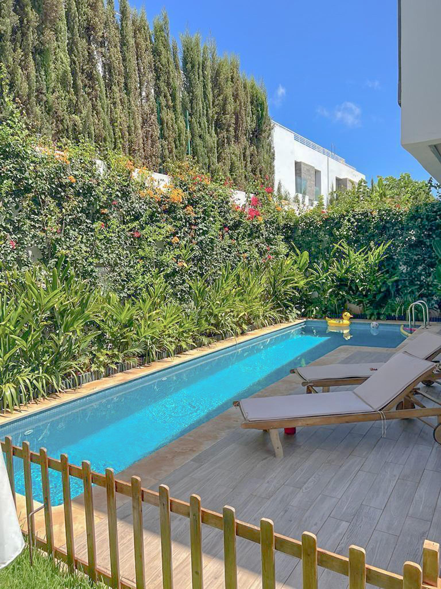 Villa neuve 4 chambres et piscine, — 3
