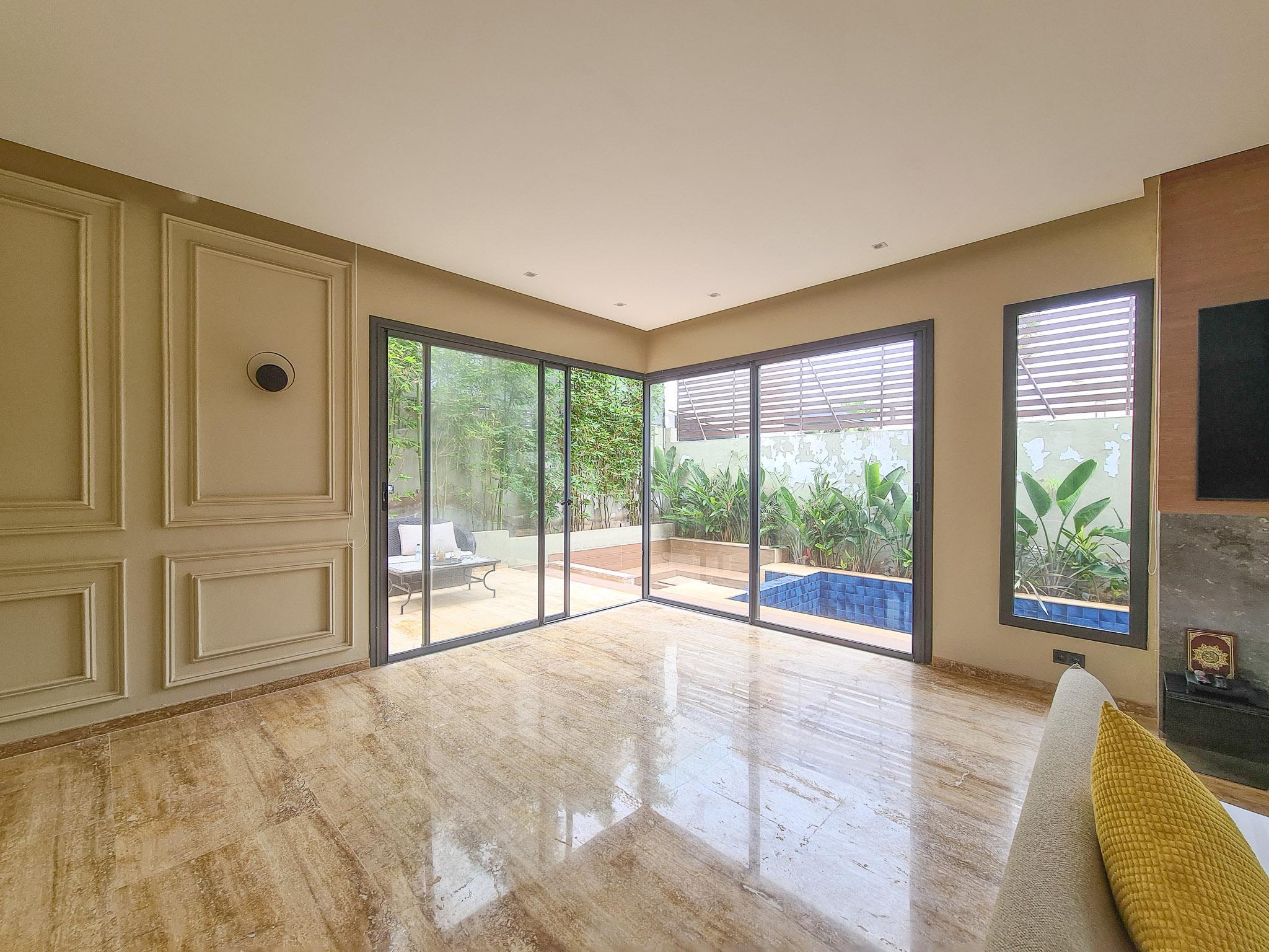 Villa moderne 4 chambres piscine et roof top