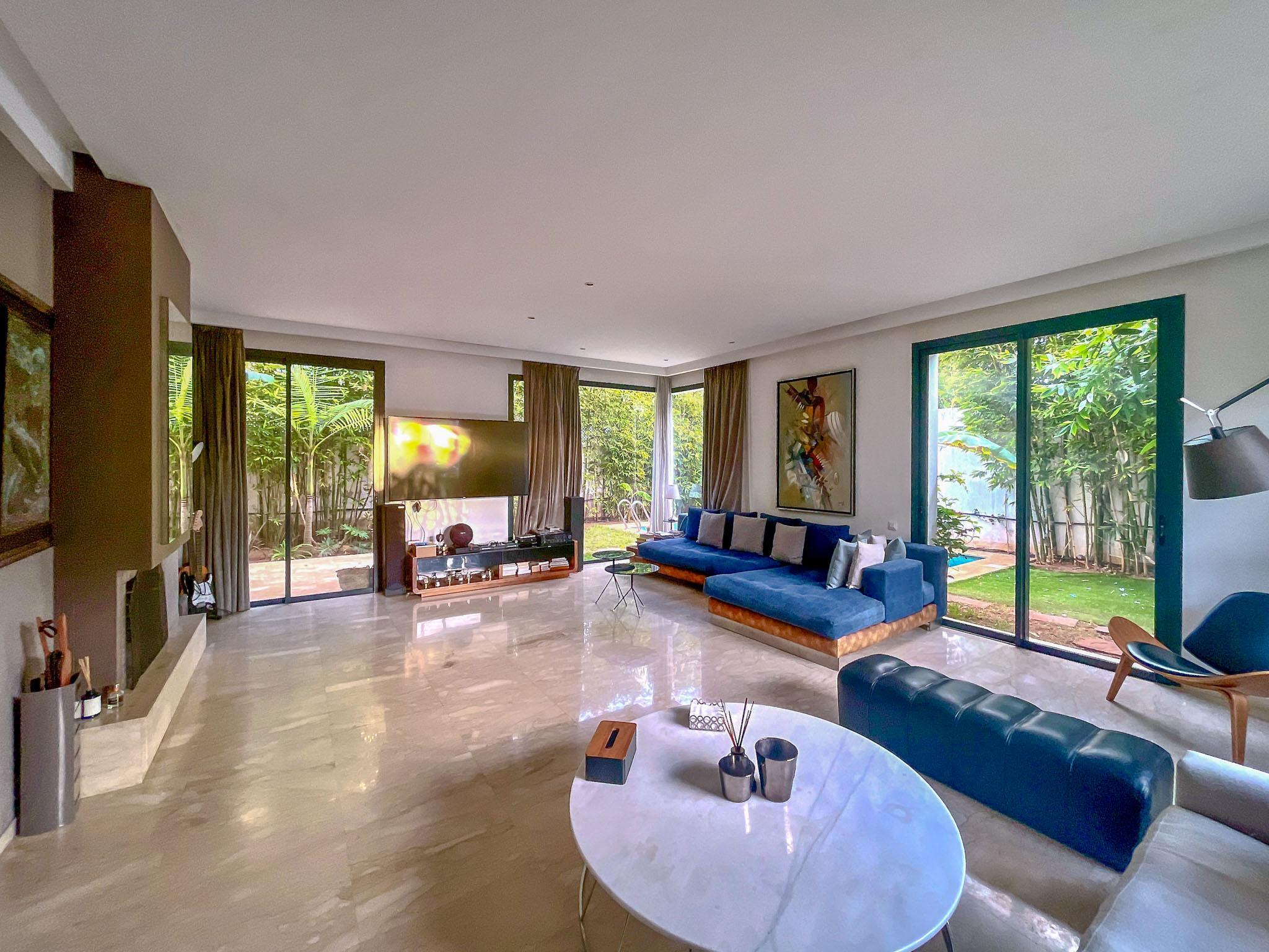 Villa 3 chambres jardin et piscine en résidence