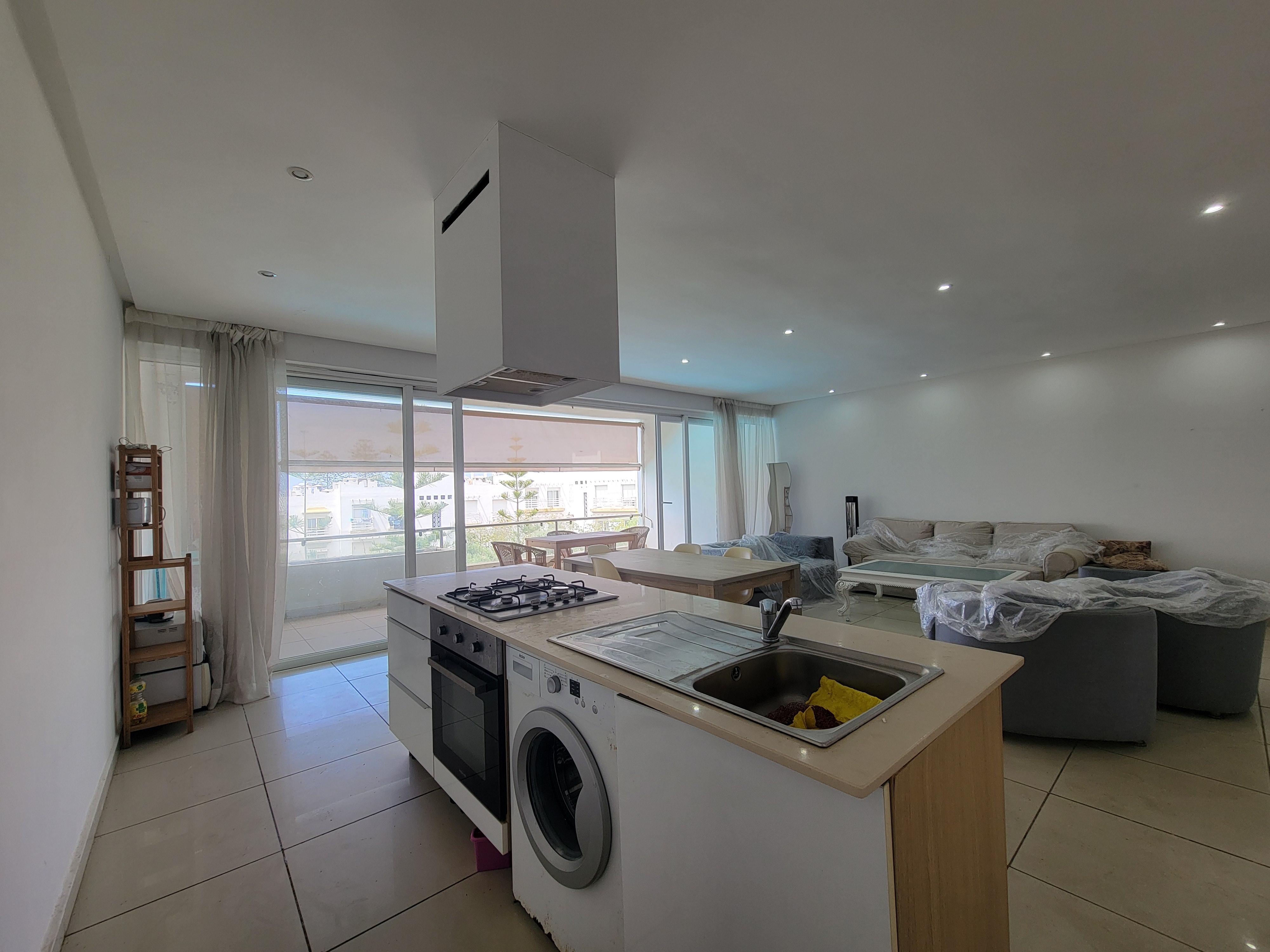 Splendide Appartement Meublé avec Vue Mer à Dar Bouazza – Résidence Sécurisée, Piscines et Salle de Sport — 2