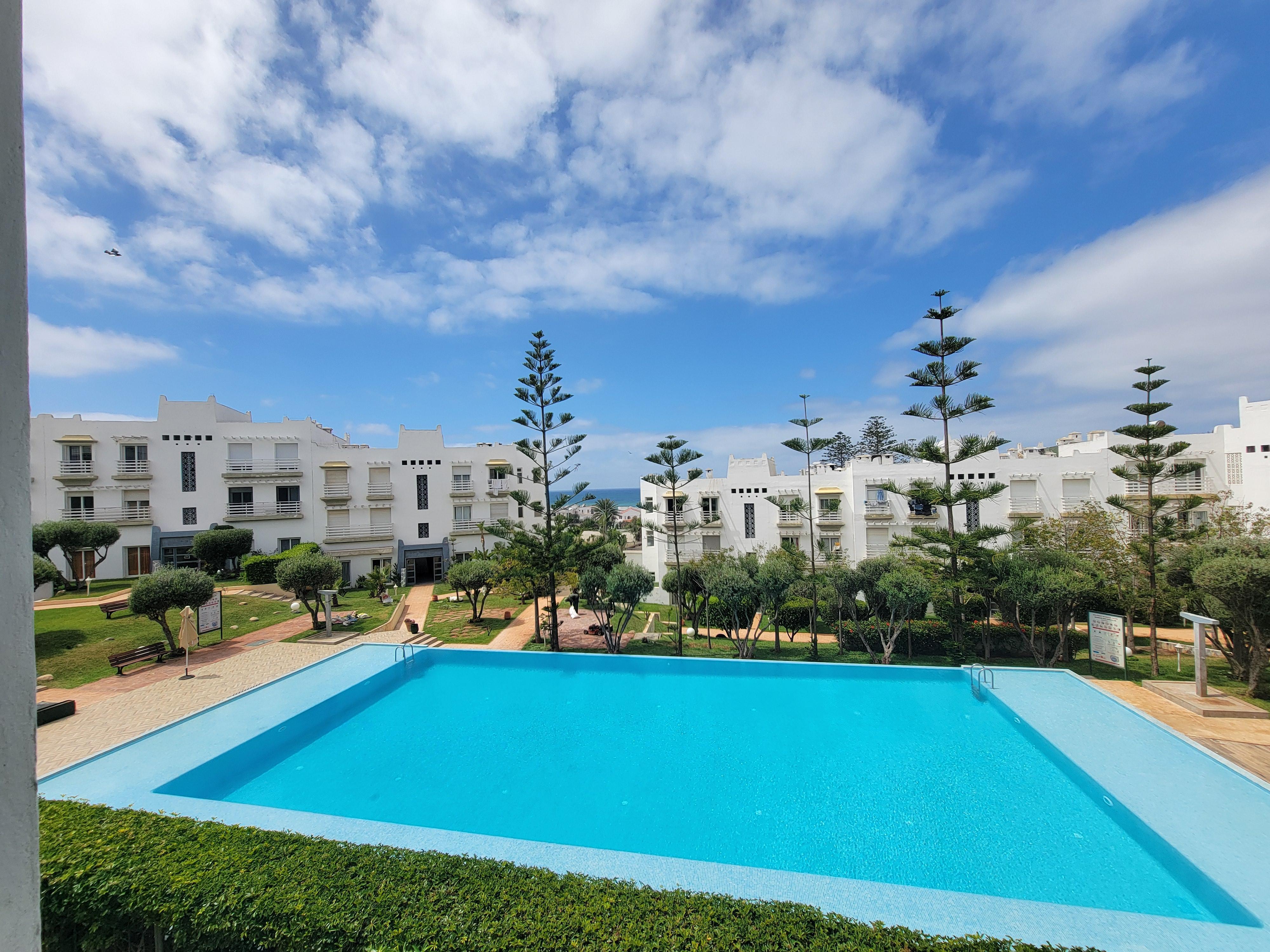 Splendide Appartement Meublé avec Vue Mer à Dar Bouazza – Résidence Sécurisée, Piscines et Salle de Sport — 4
