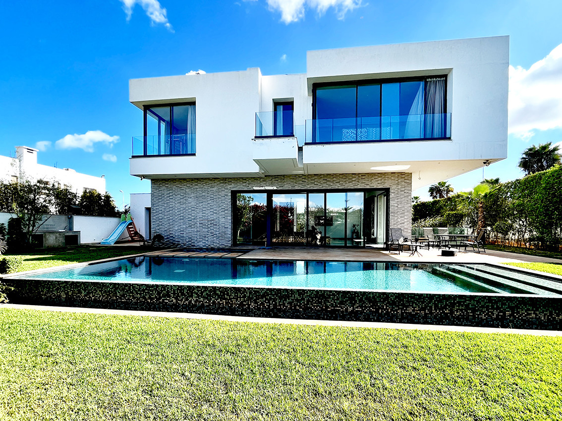 Villa exceptionnelle à Dar Bouazza vue sur l'océan — 2