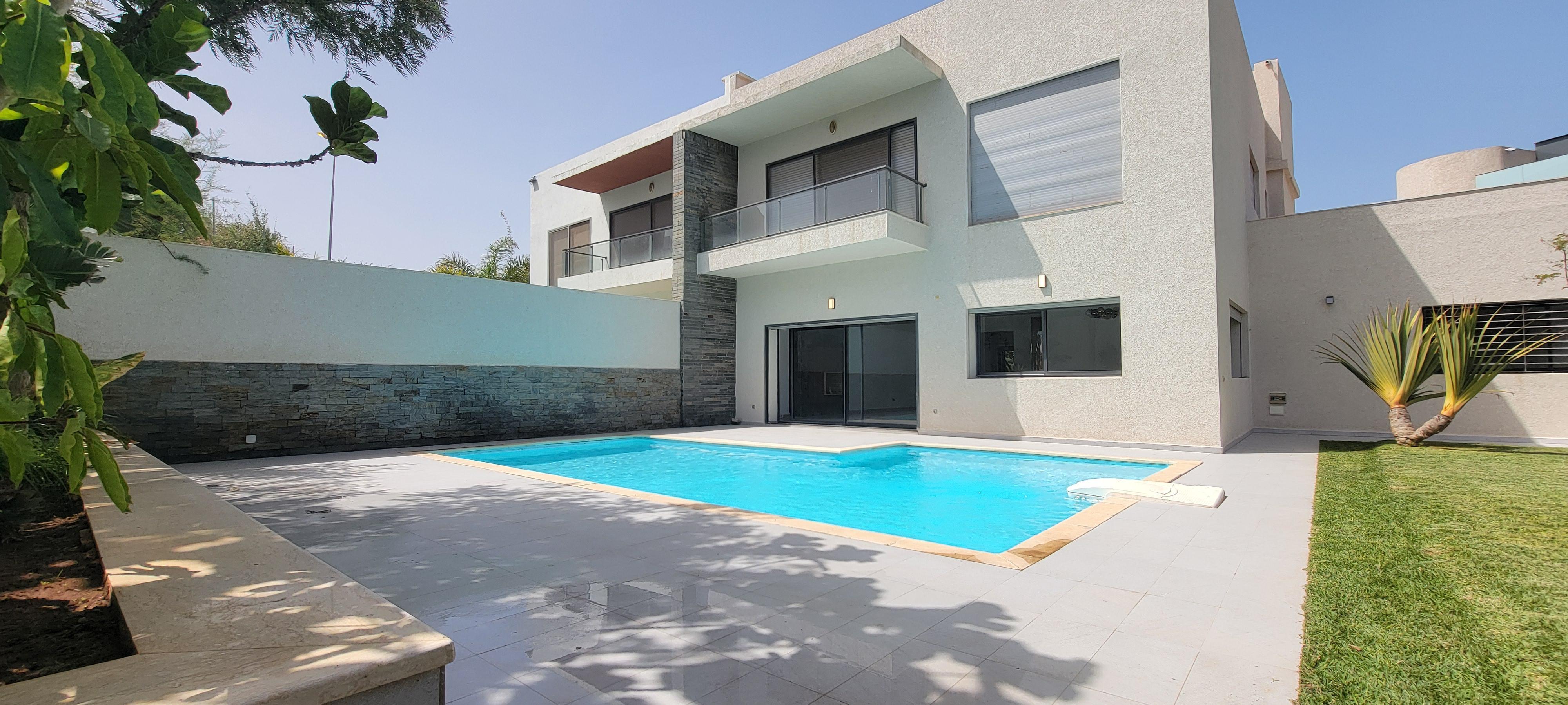 villa moderne idéalement situé à Darbouazza en résidence sécurisée. — 2