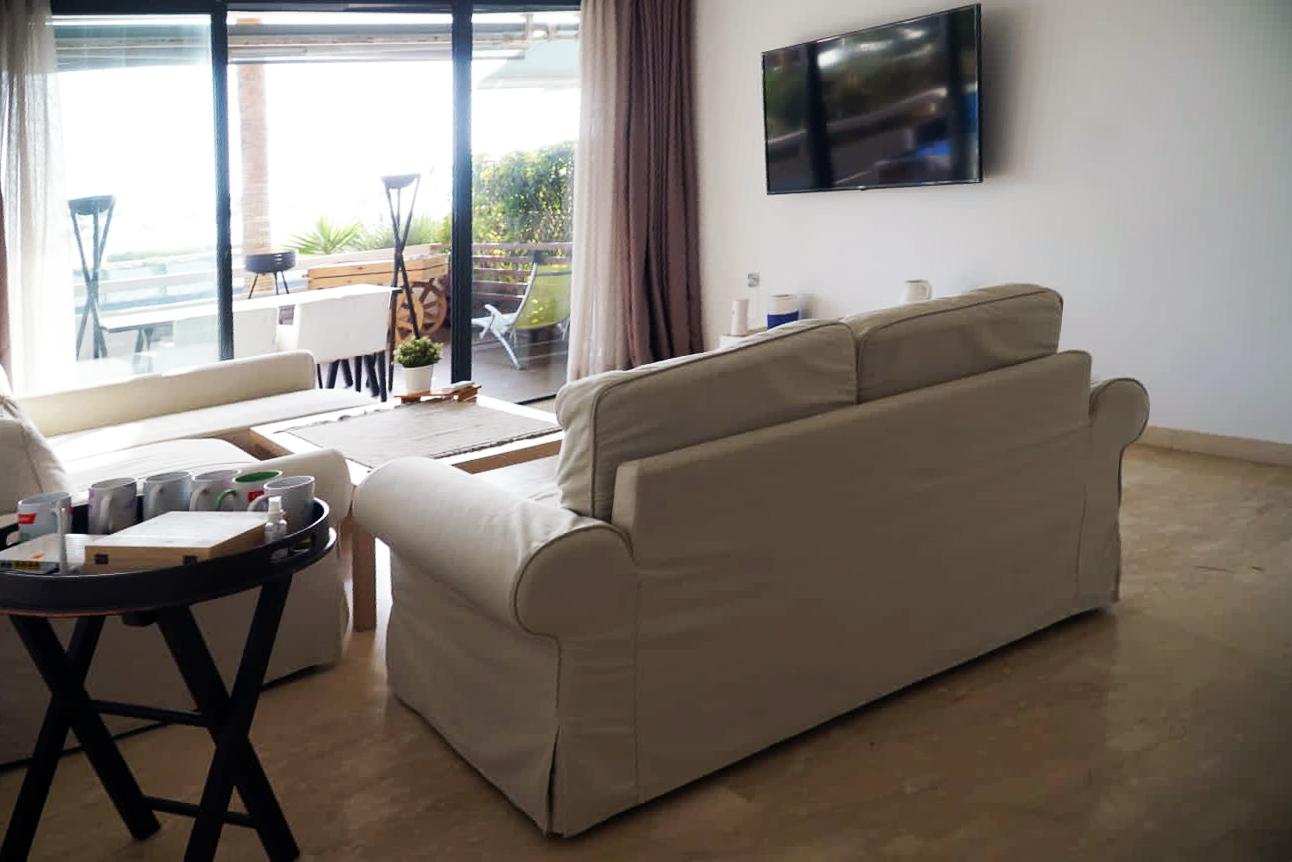 Appartement en rez-de-jardin, vue sur l'océan. — 6