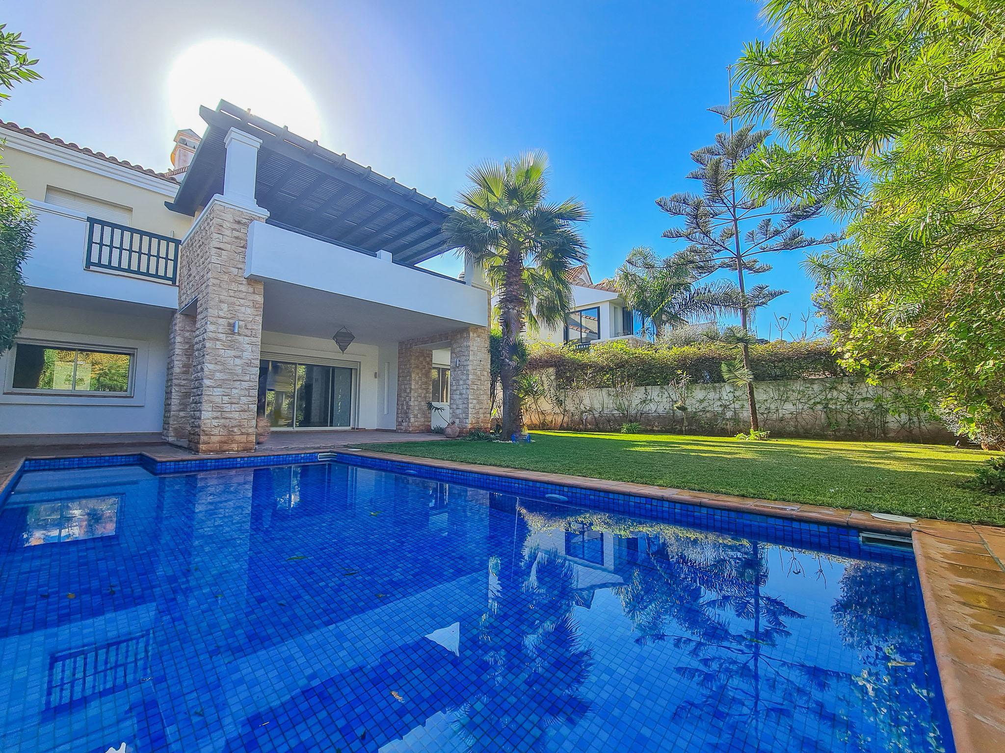 Villa en résidence sécurisée aux jardin de l'Océan