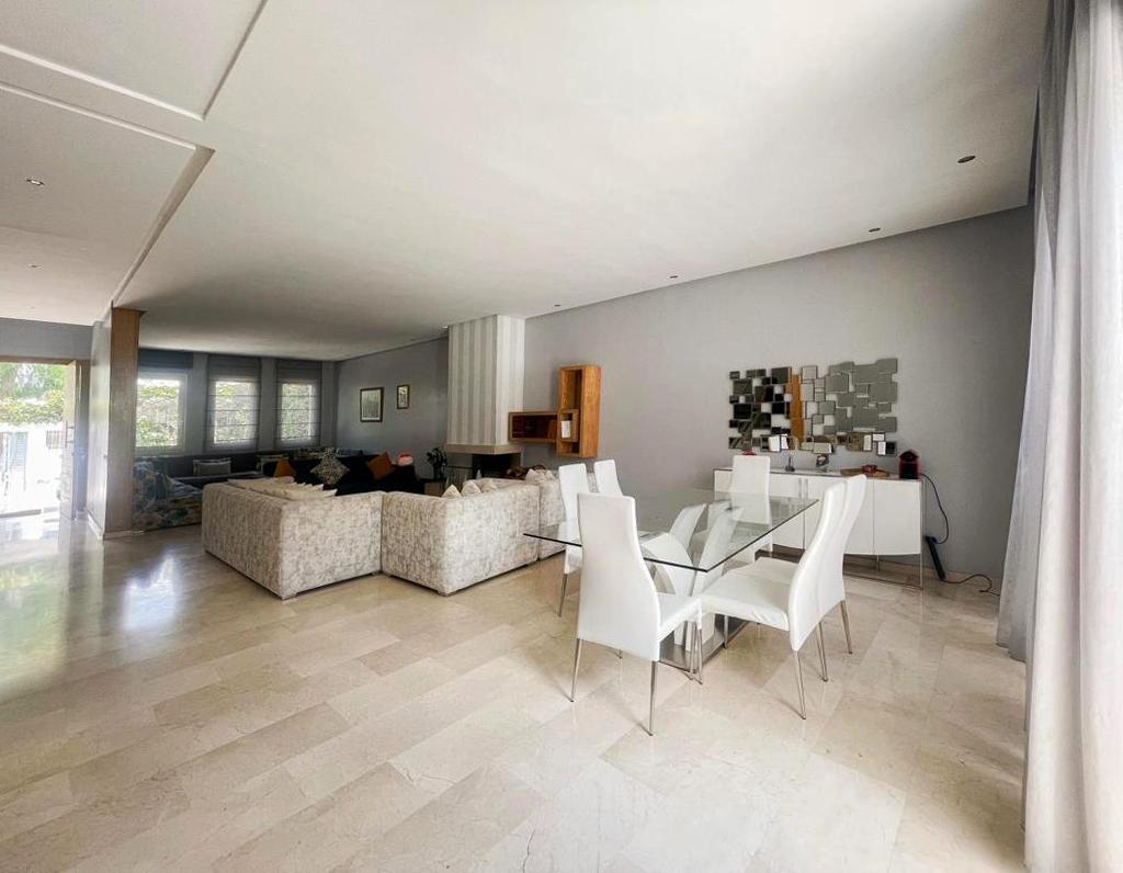 Villa individuelle de 4 chambres. — 4