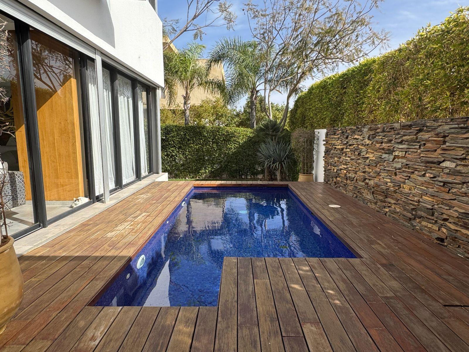 À louer – Villa de luxe à Dar Bouazza