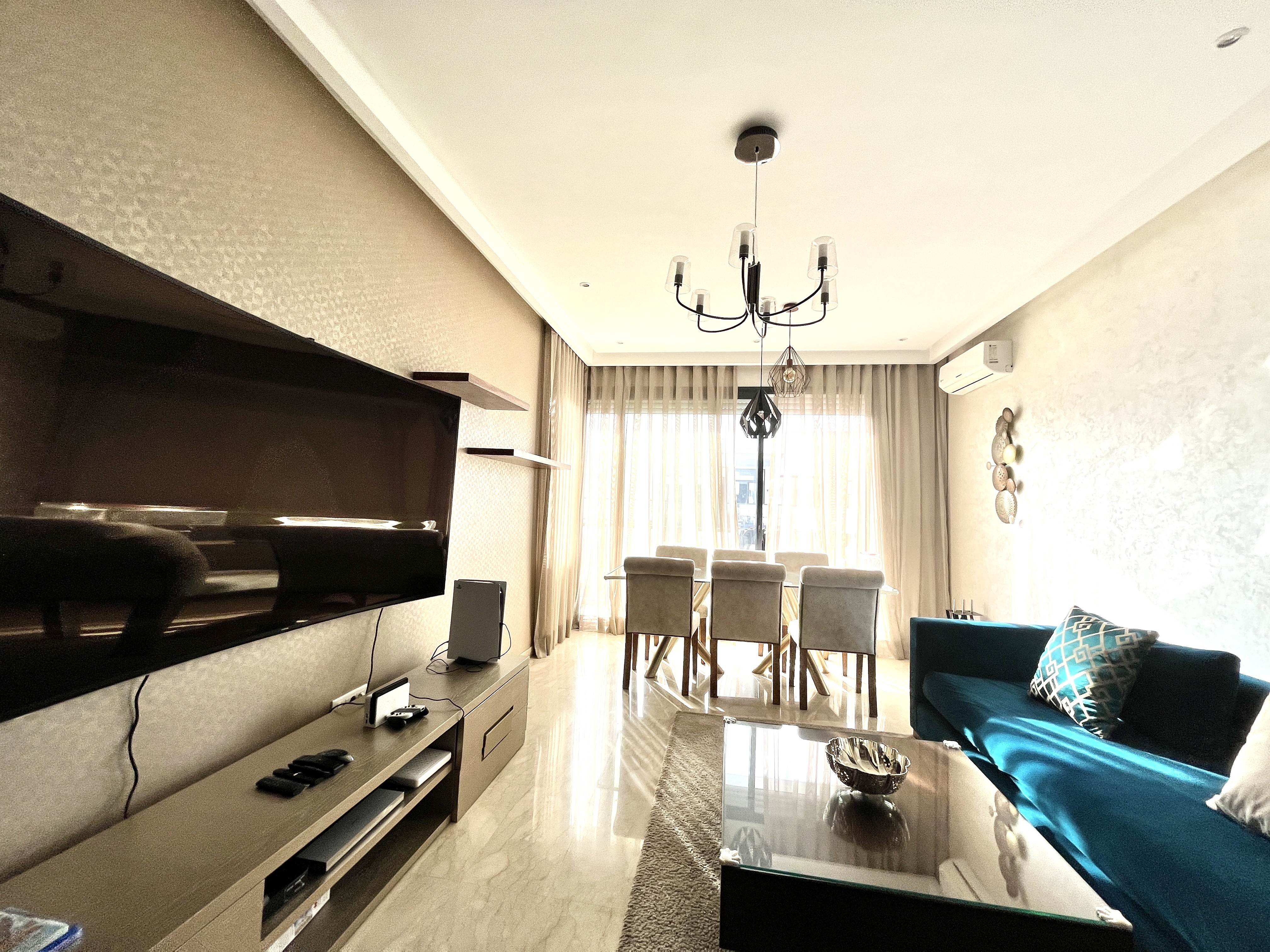 Appartement meublé en résidence sécurisée.
