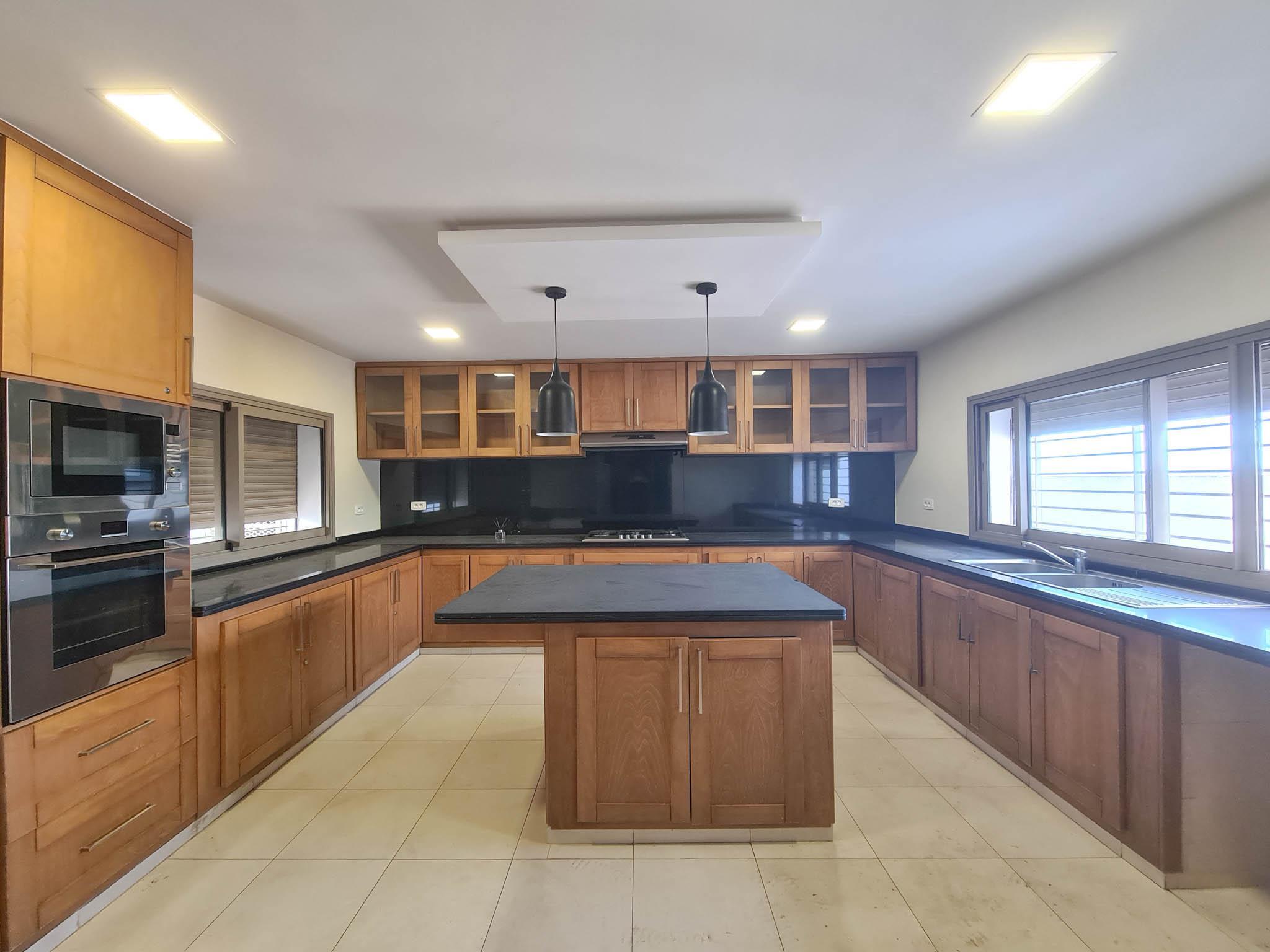 Villa 860 m² à Dar Bouazza — 8