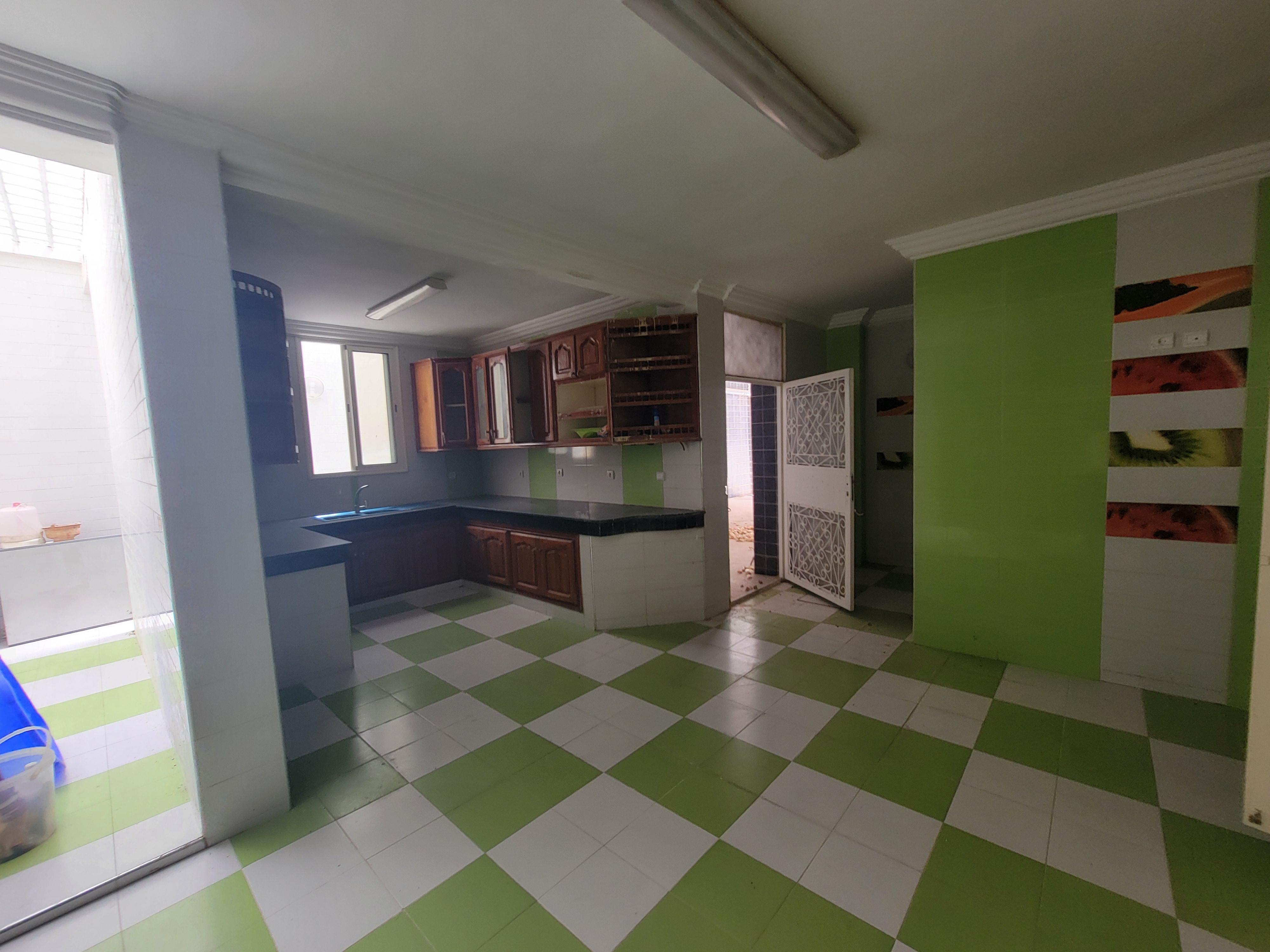 Villa 350 m² à Dar Bouazza — 8