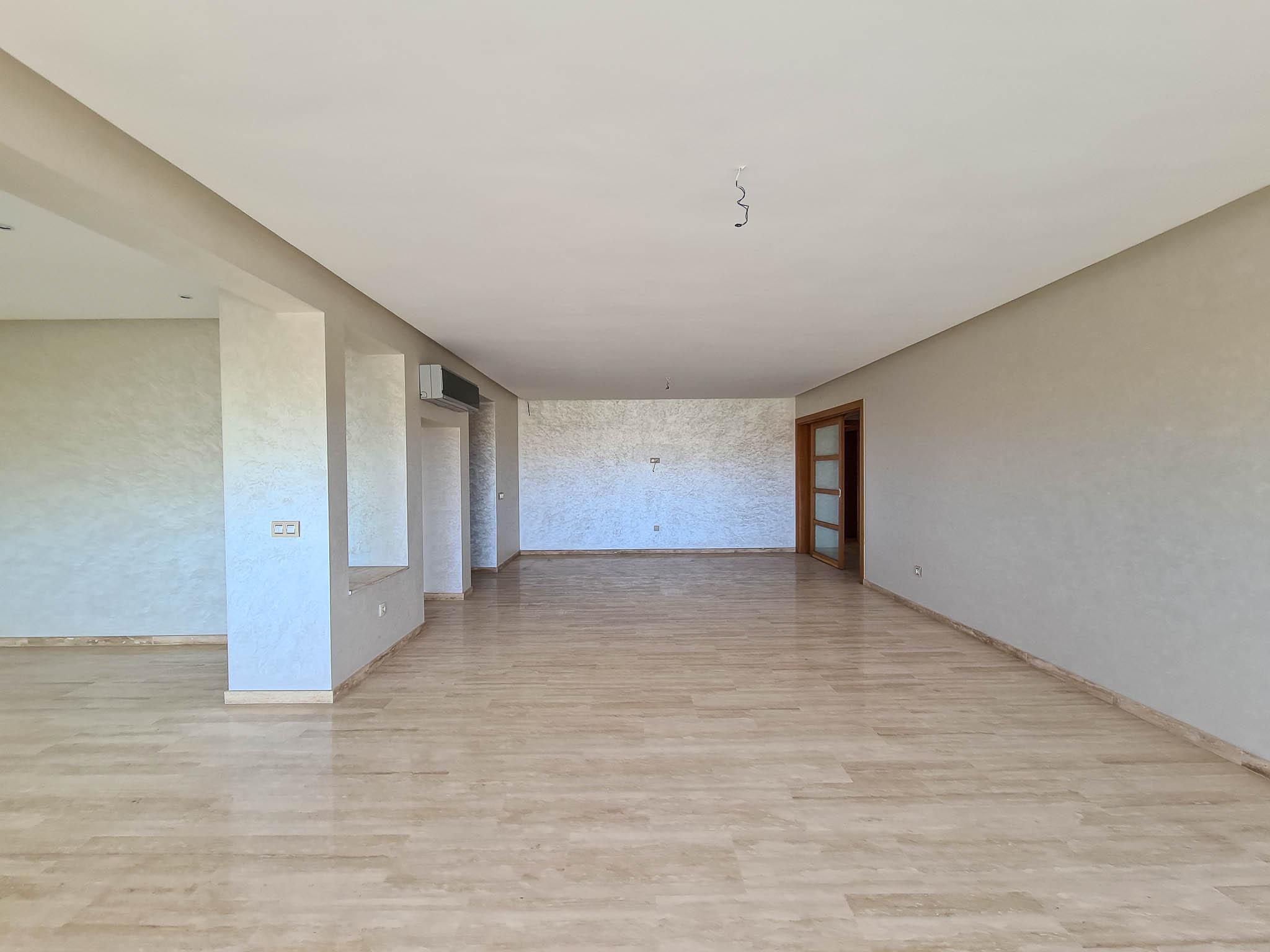 Appartement 3 chambres à 240 m2 — 2