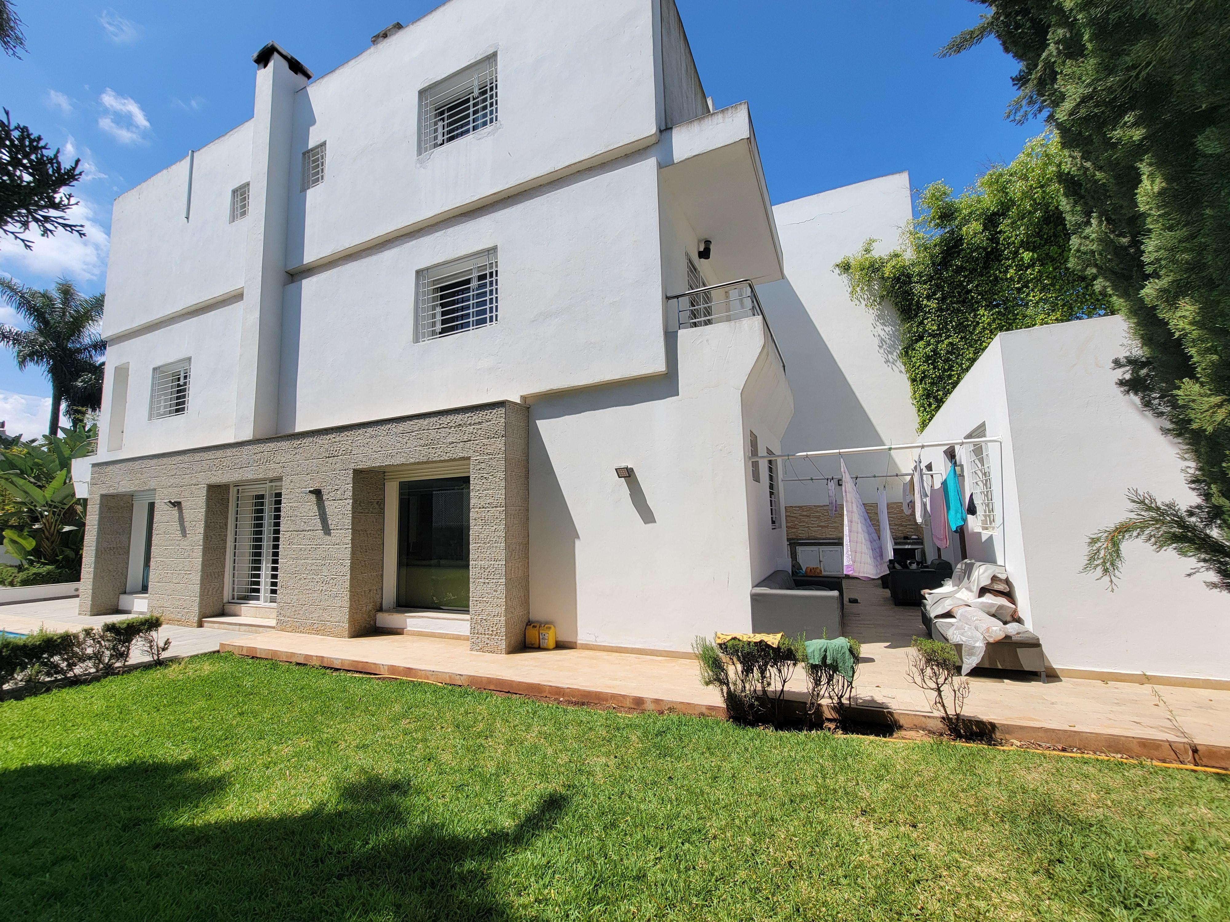 À Louer – Sublime Villa 3 étage Familiale avec Piscine et Jardin à Ain Diab, Casablanca — 2