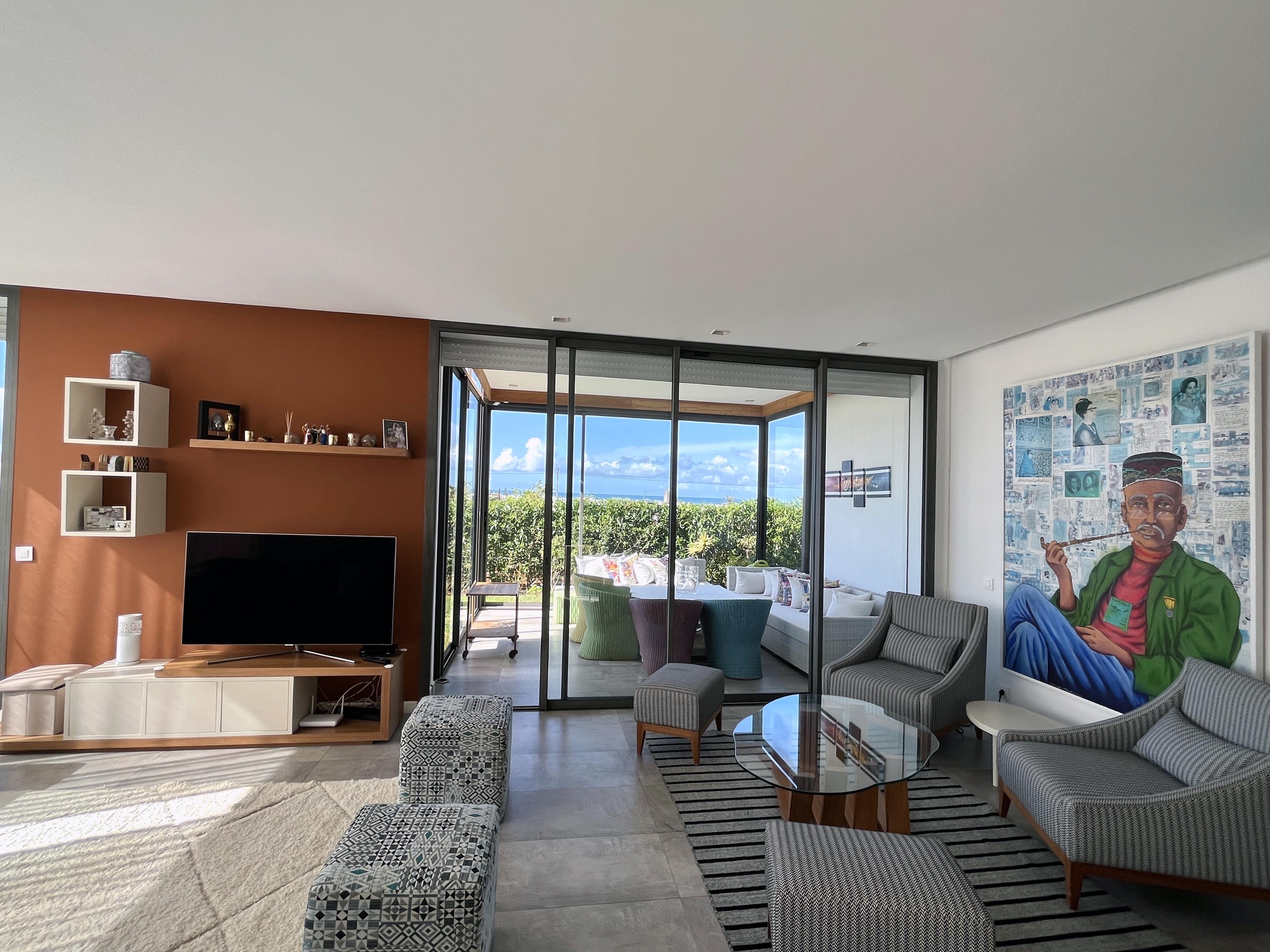 Appartement rez-de-jardin, vue mer, 3 chambres. — 4