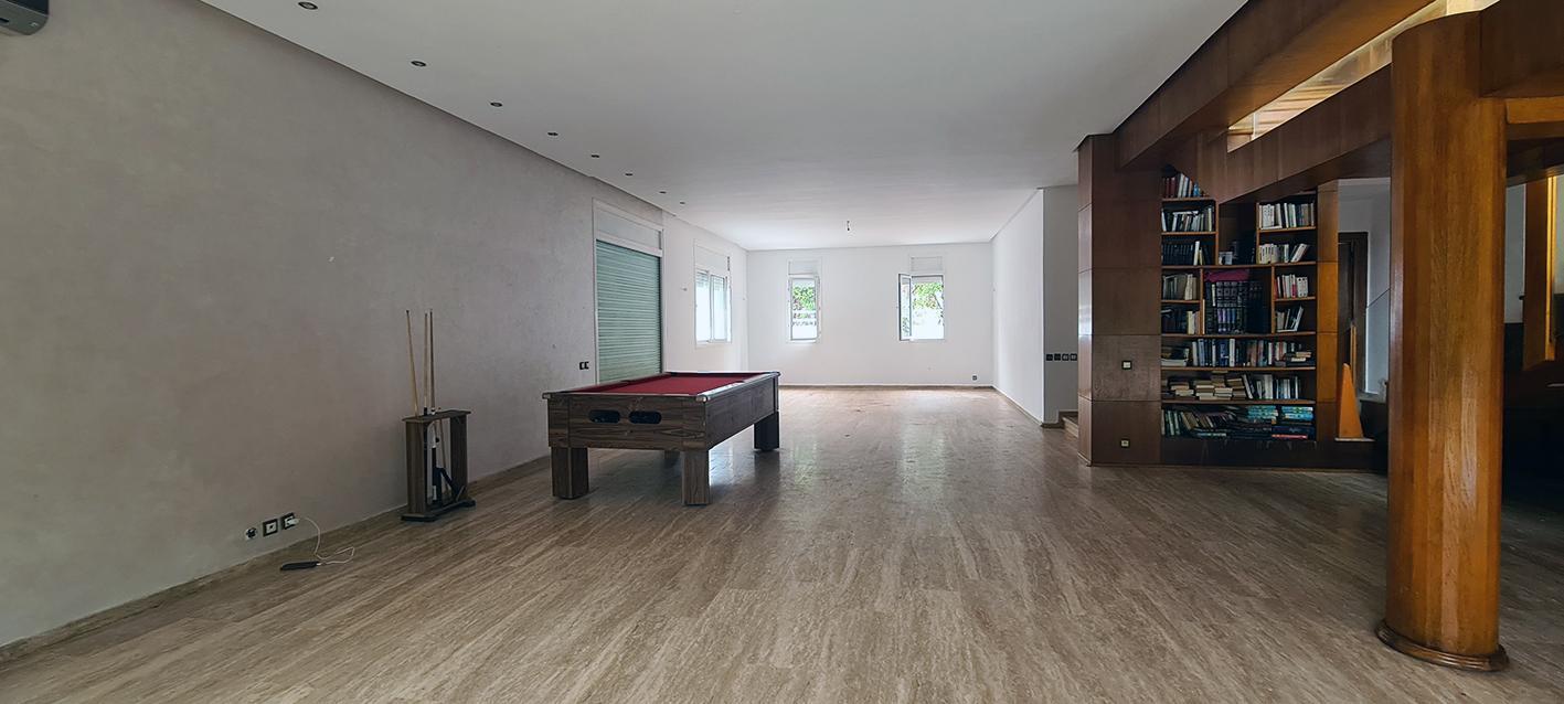 Villa en vente et à rénover, quartier Nawrass. — 5