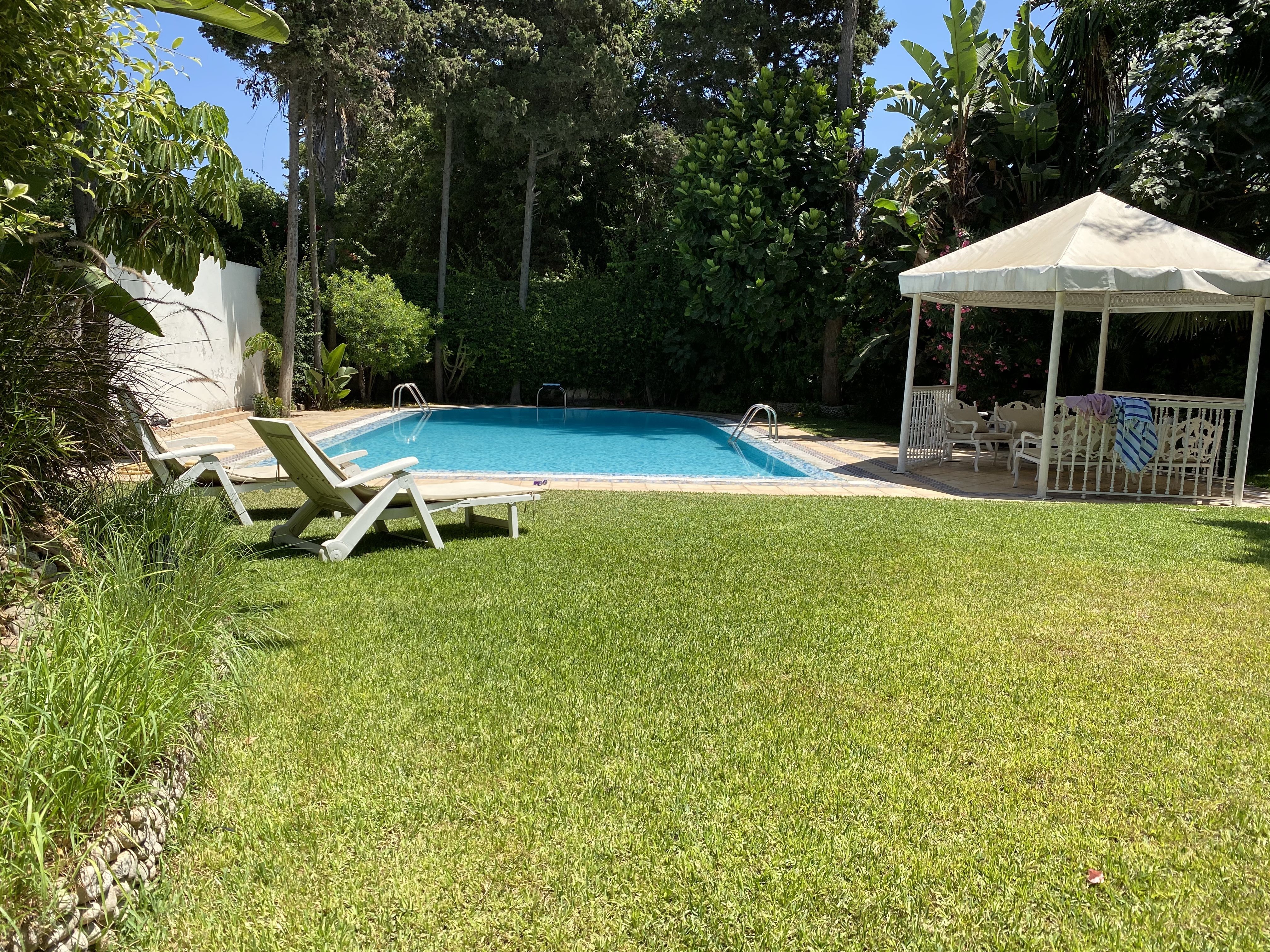 .OASIS - Villa de luxe avec un immense jardin. — 2