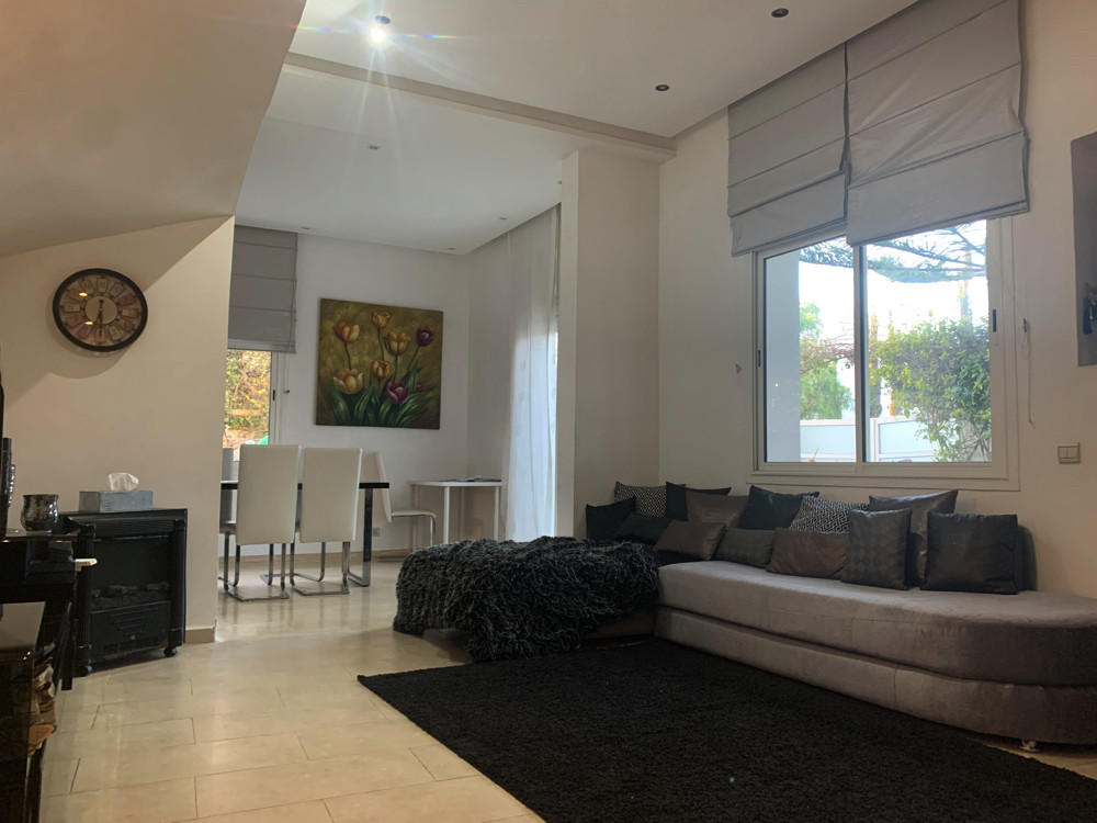 Villa meublée et rénovée en résidence sécurisée. — 2