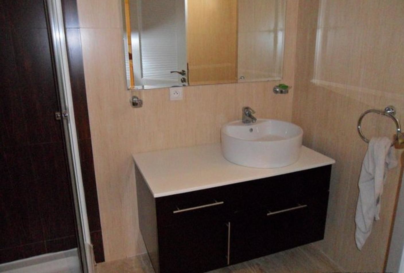 Bien 63 m² f indéfini — 9