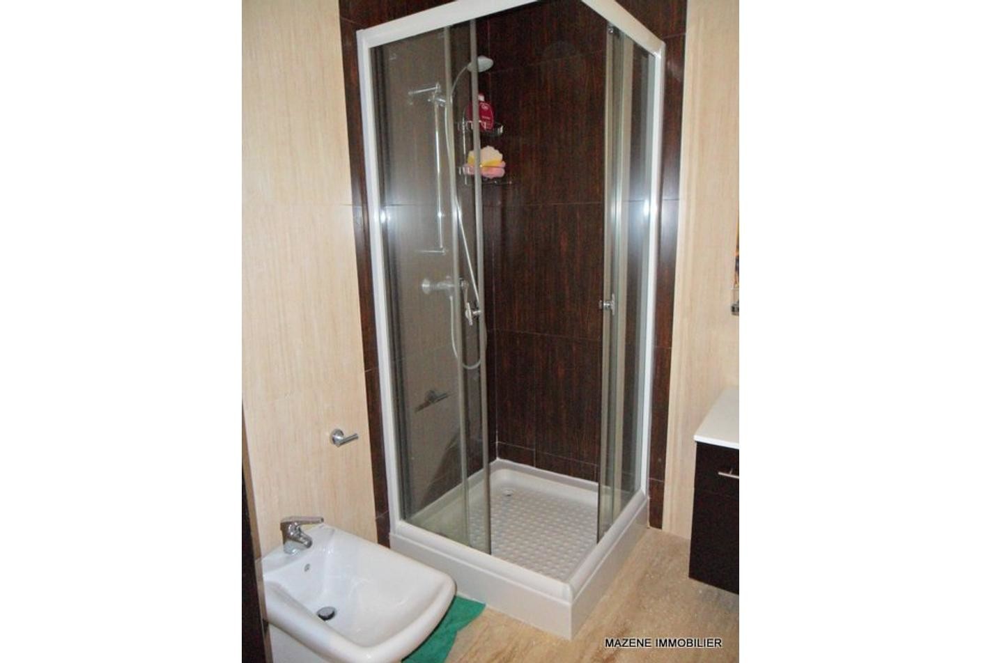 Bien 63 m² f indéfini — 10