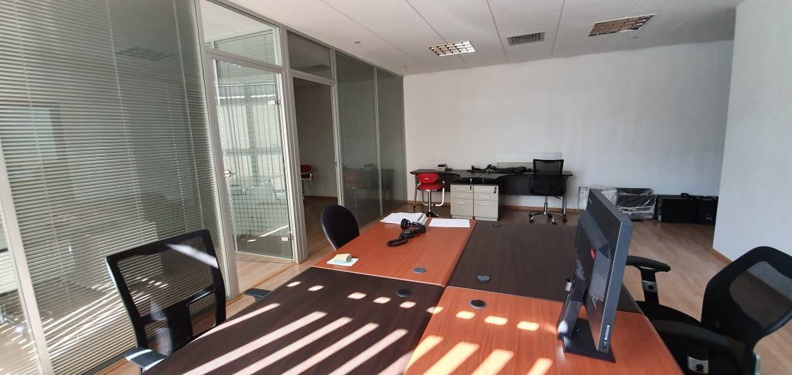Plateaux de bureau équipé à Abdelmoumen — 6