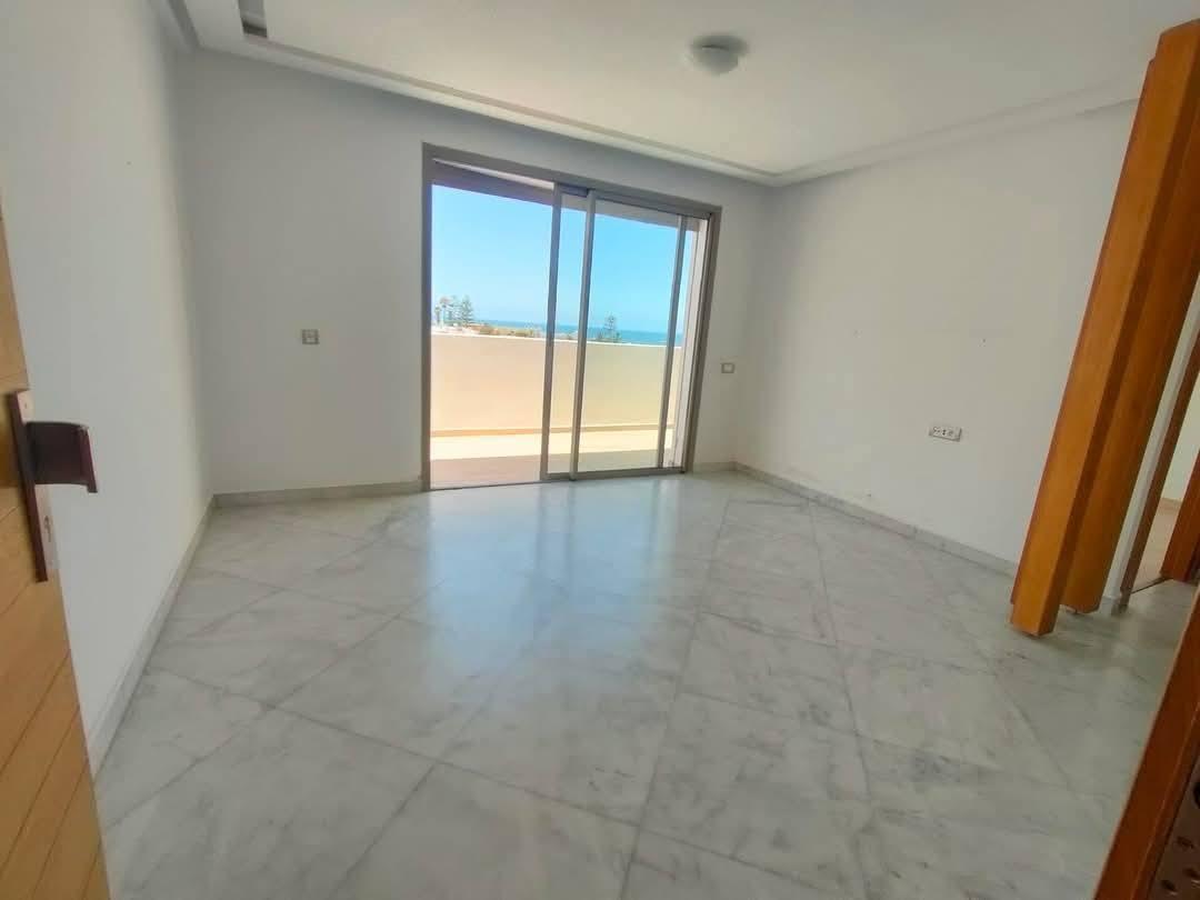 Studio 54 m² à Bourgogne — 6