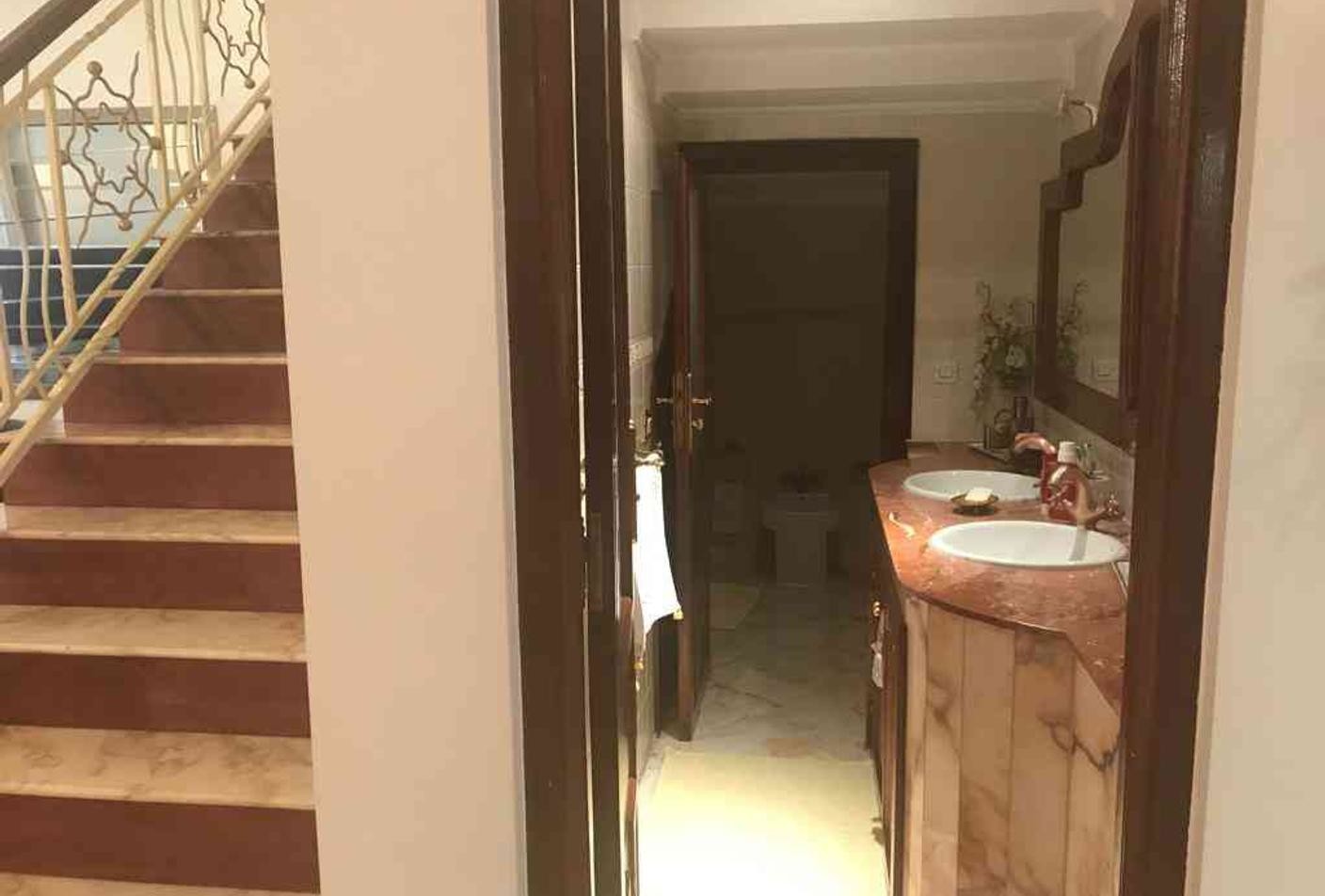 Villa 300 m² à Route de Casablanca — 9