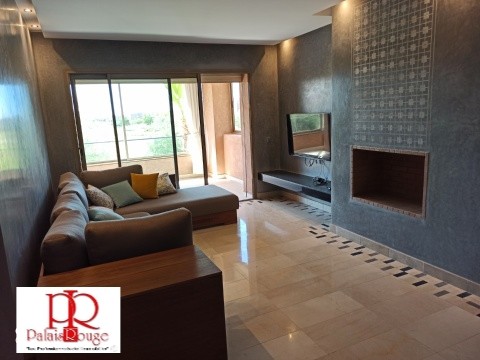Bel appartement meublé,cheminée،piscine à Prestigia