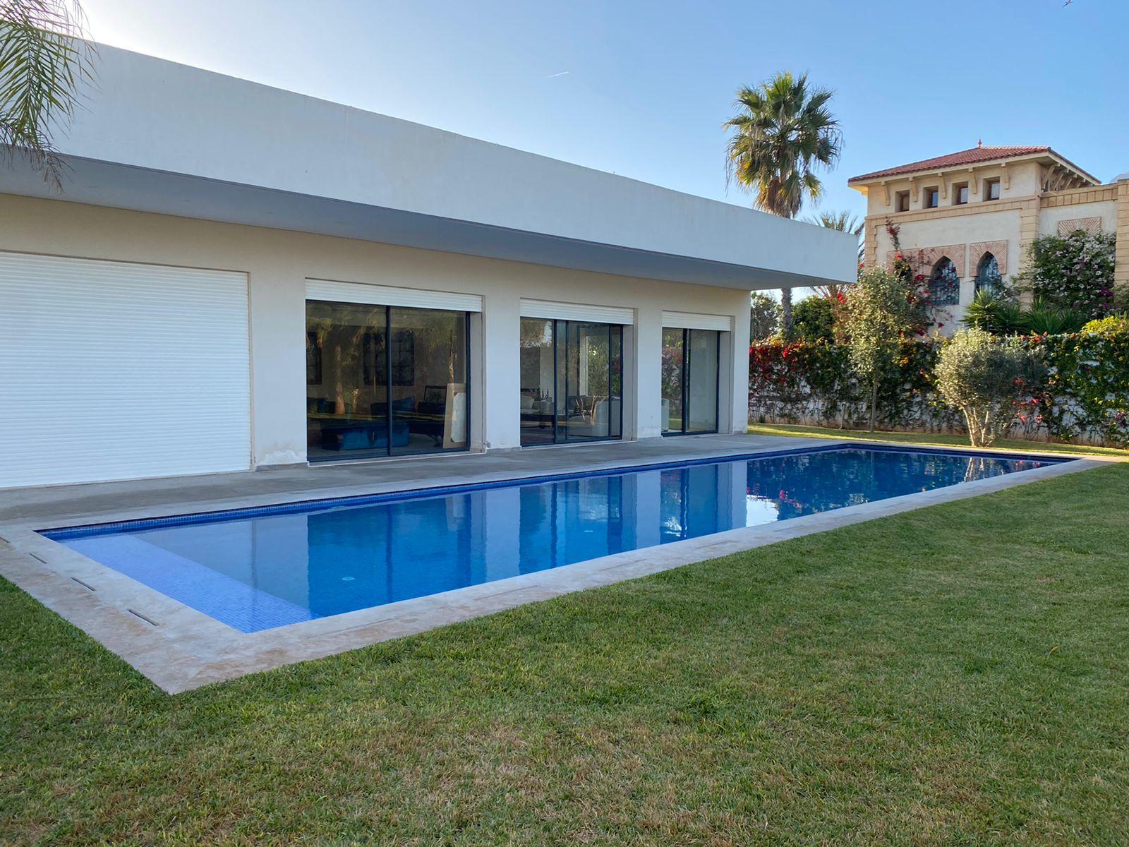 VILLA AV PLAIN PEID QUARTIER ANFA 2 — 2