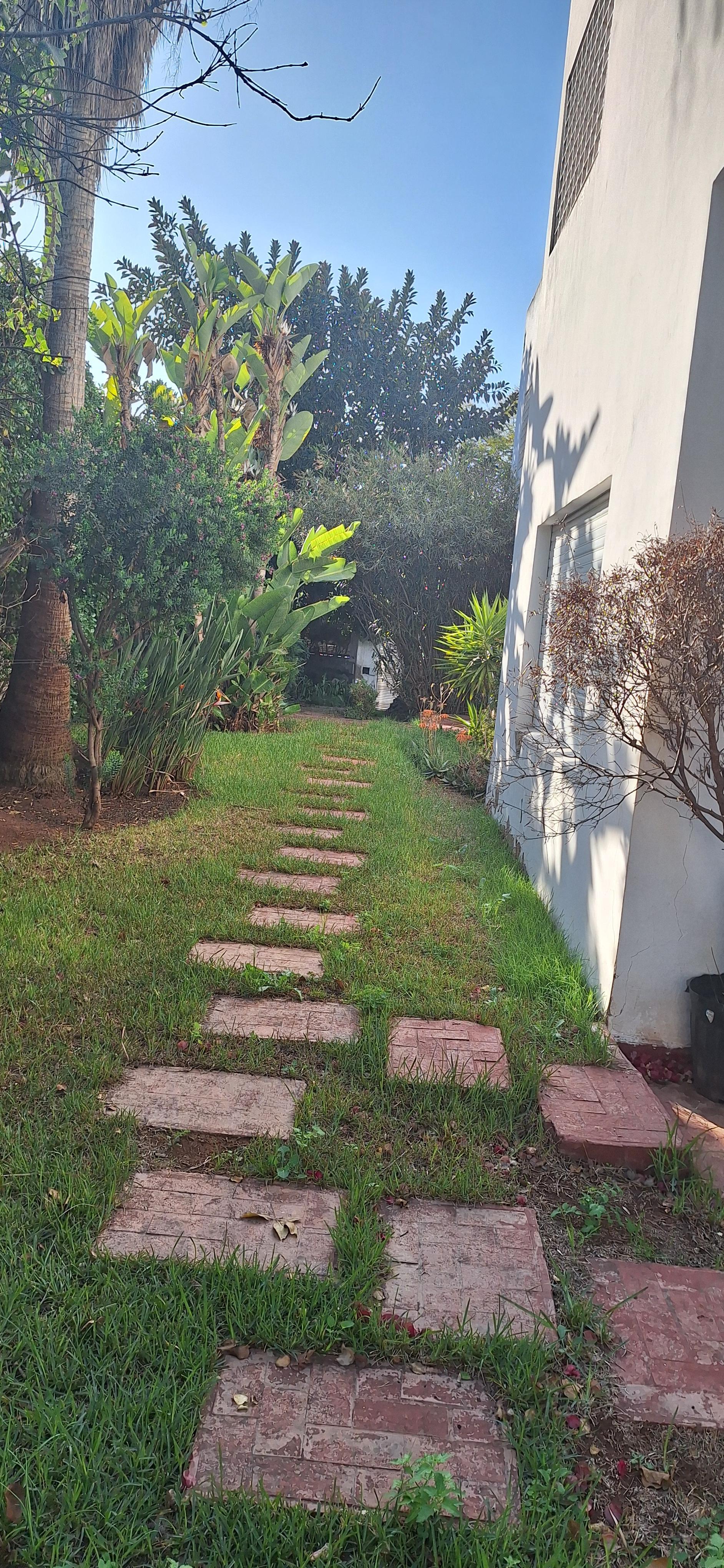 TERRAIN AVENDRE QUARTIER LES PRINCESSES — 3