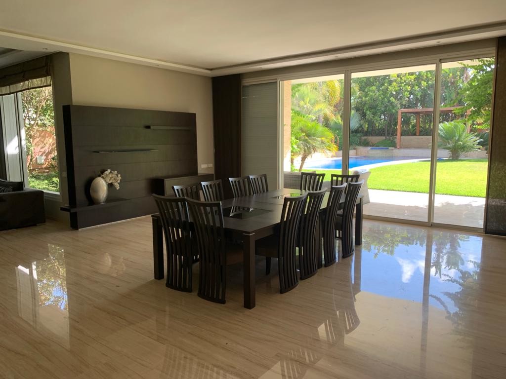 Villa meublée à louer située à souissi Rabat