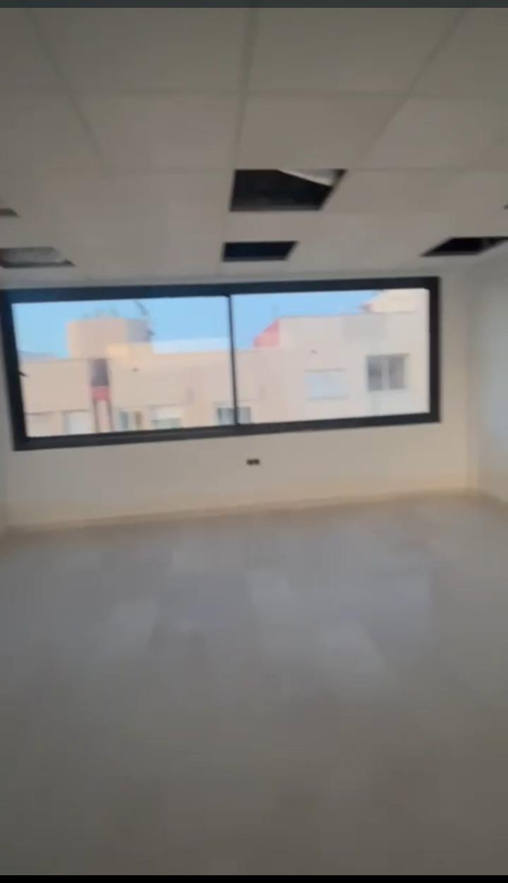 Bureau bien amenager à louer à Temara