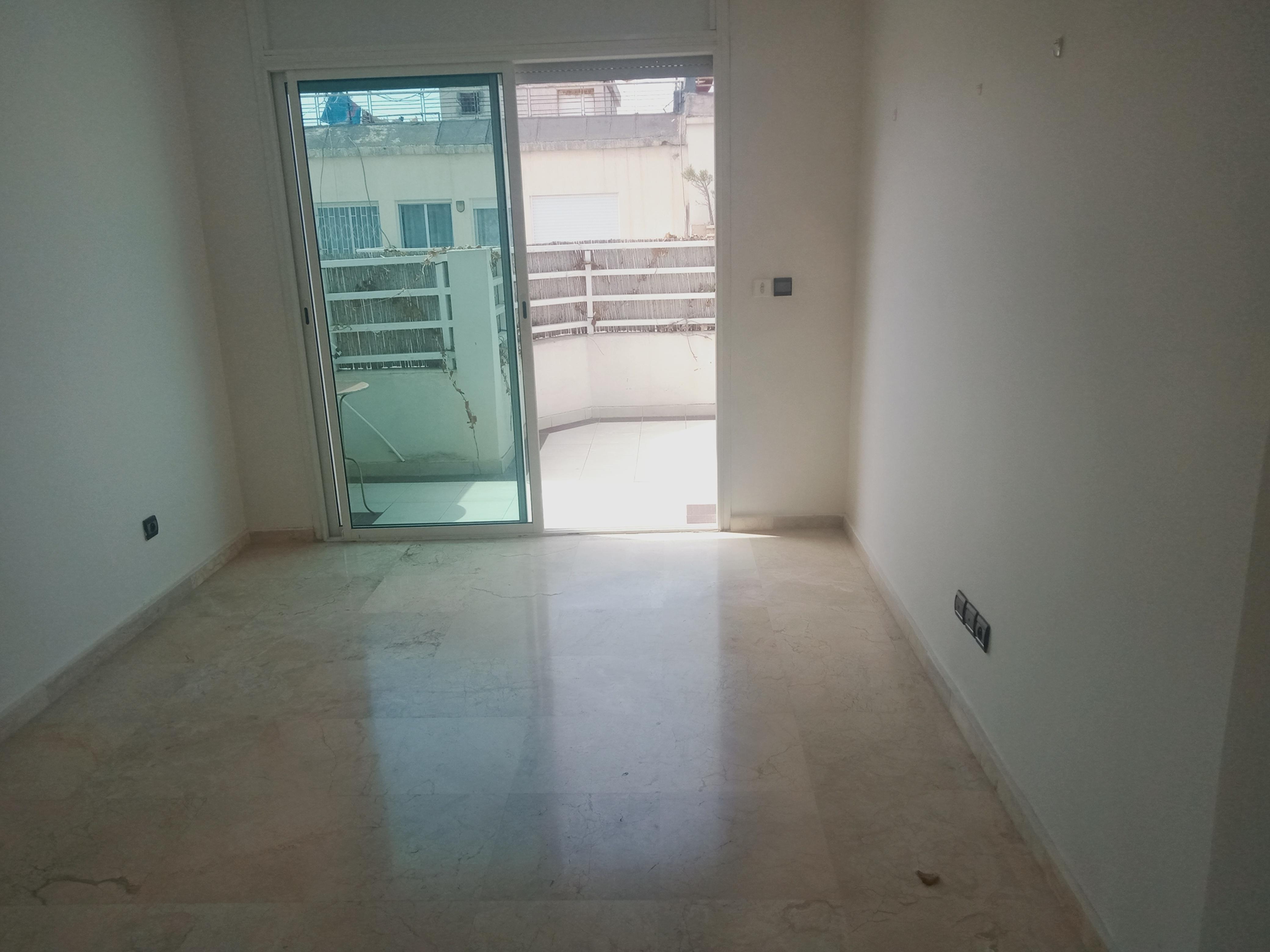 Bel appartement 2 chambres à louer Hassan — 2